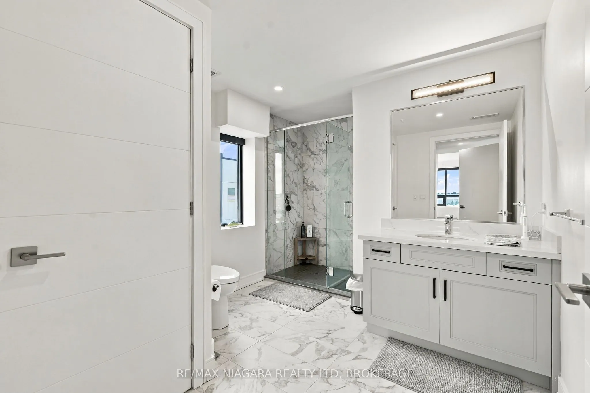300B Fourth Avenue #509B