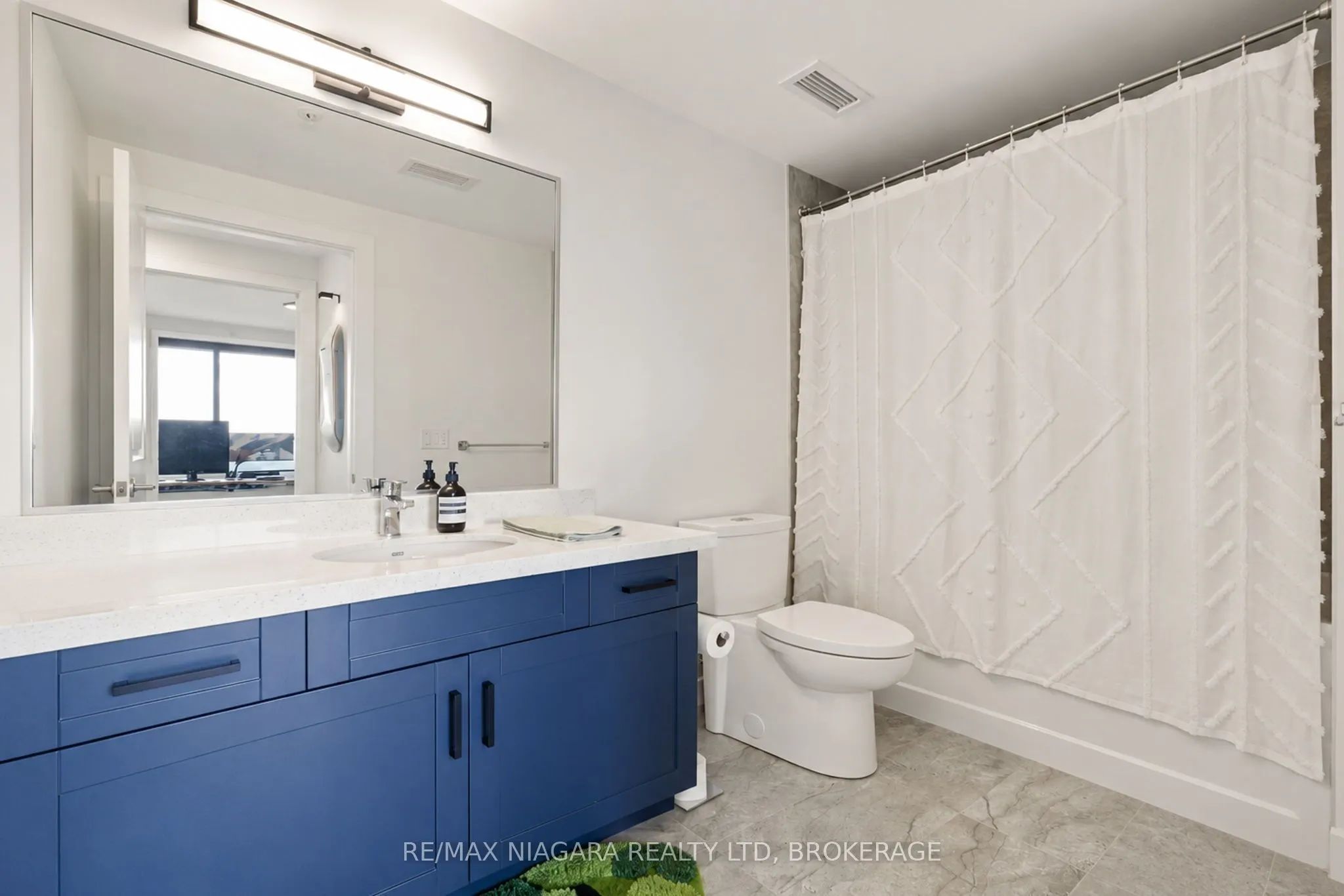 300B Fourth Avenue #509B