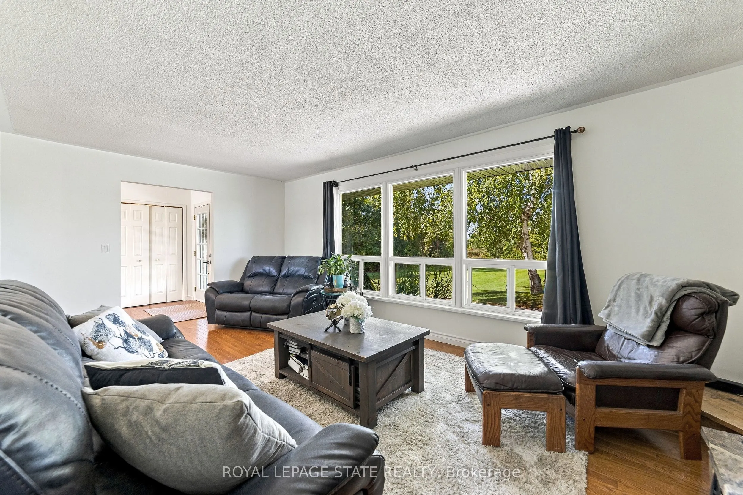 380 Haldimand Trail