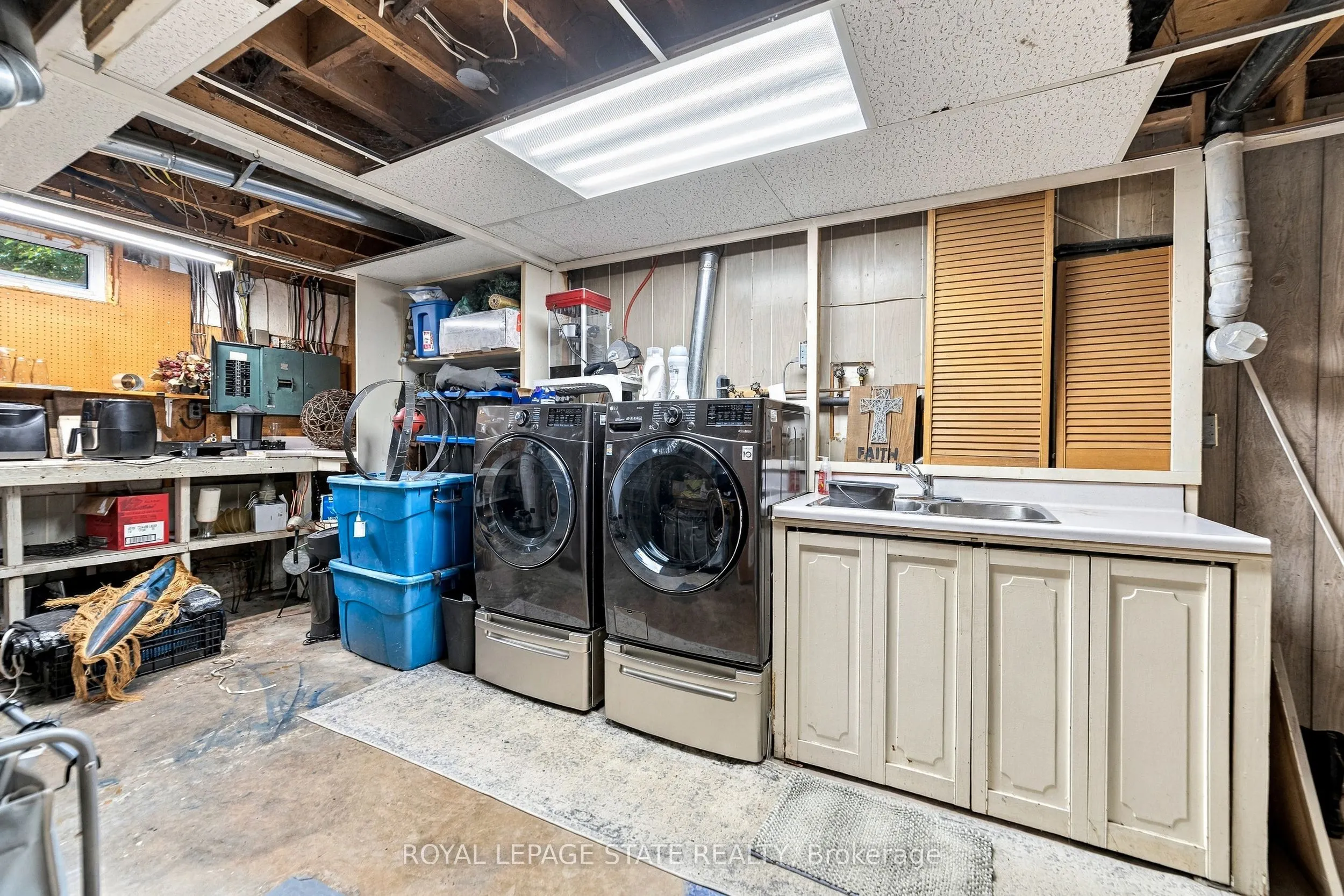 380 Haldimand Trail