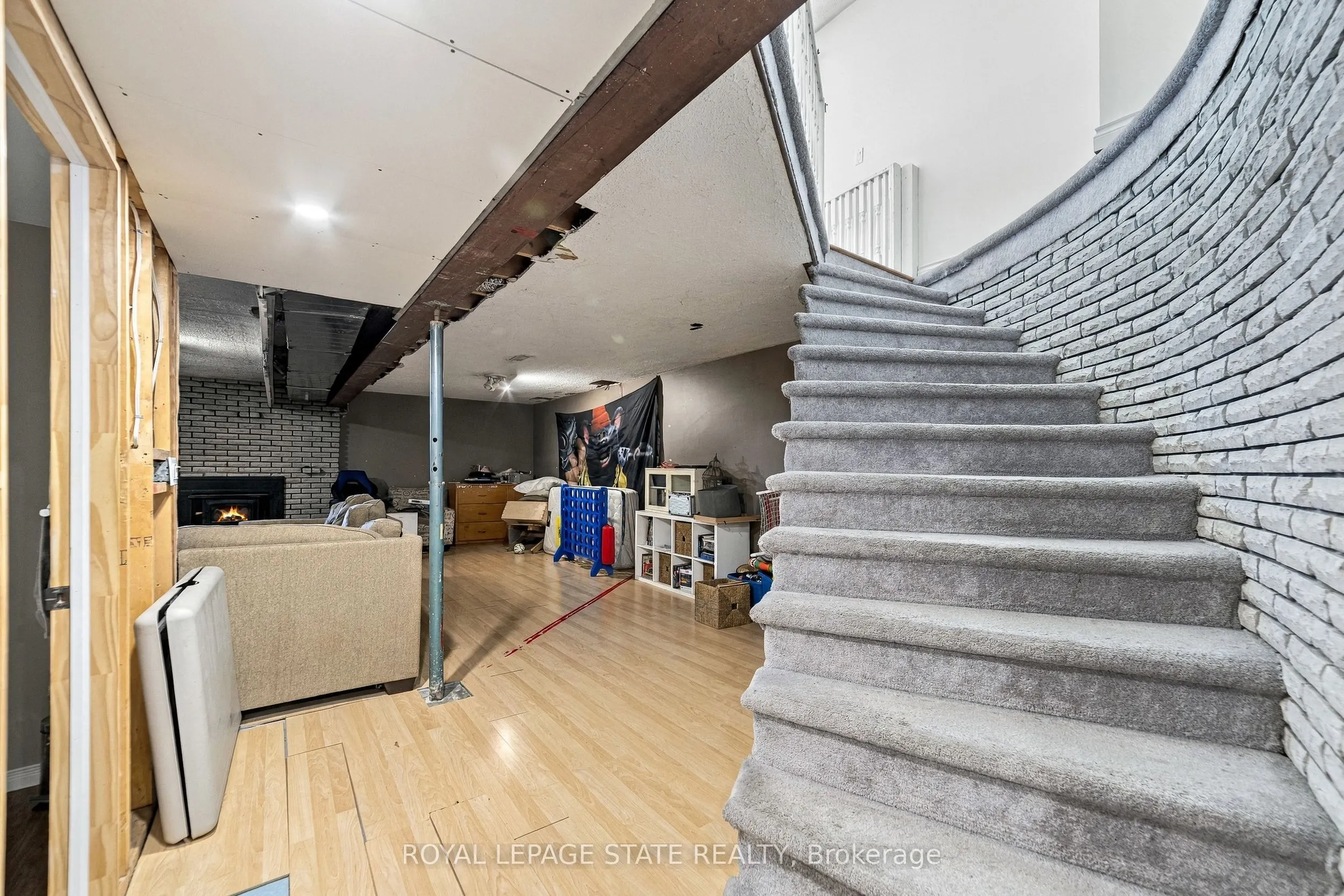 380 Haldimand Trail
