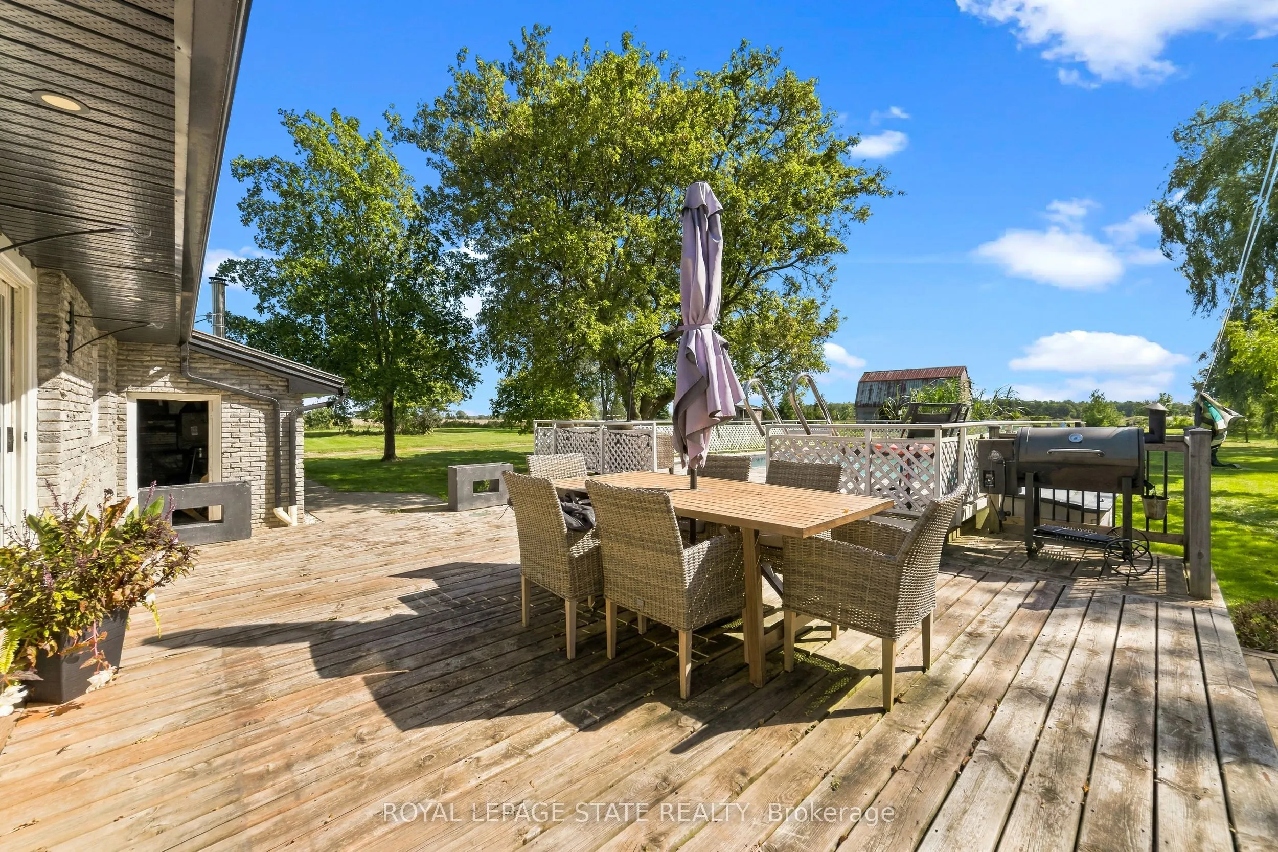380 Haldimand Trail