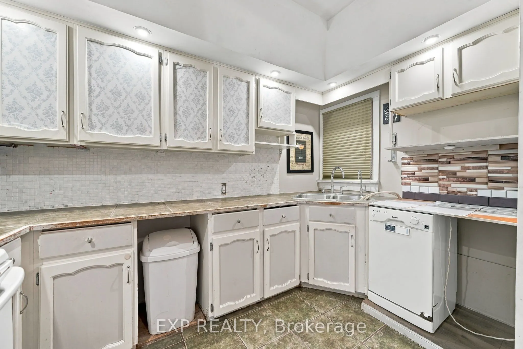 15 MARGERY Road