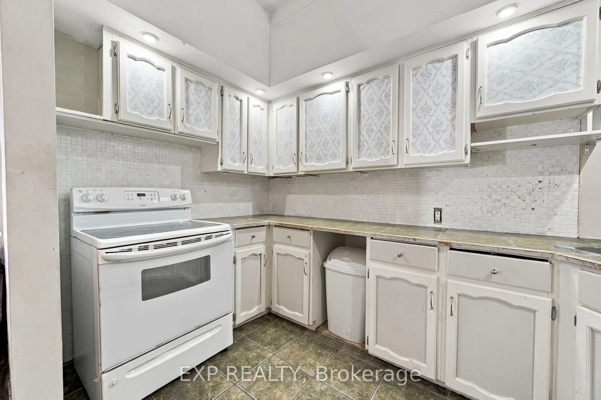 15 MARGERY Road