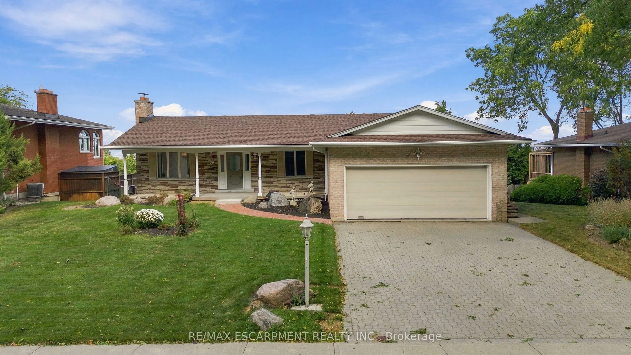 26 Leslie Drive