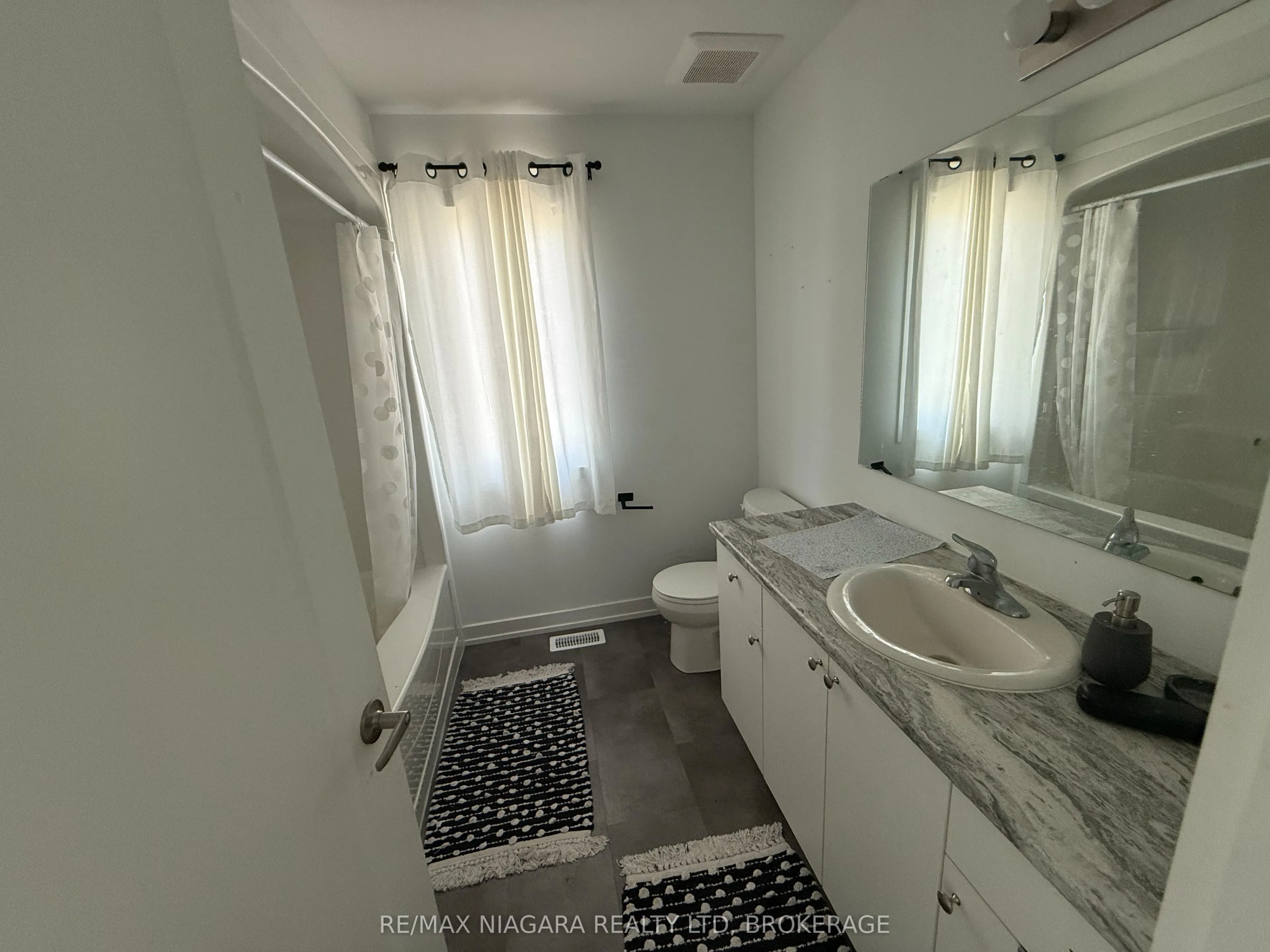 4263 Fourth Avenue #824