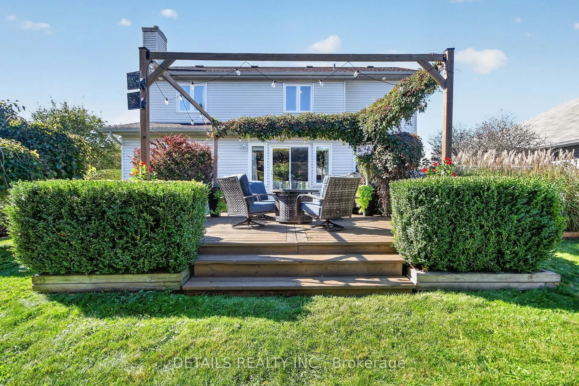 10 Forest Creek Drive