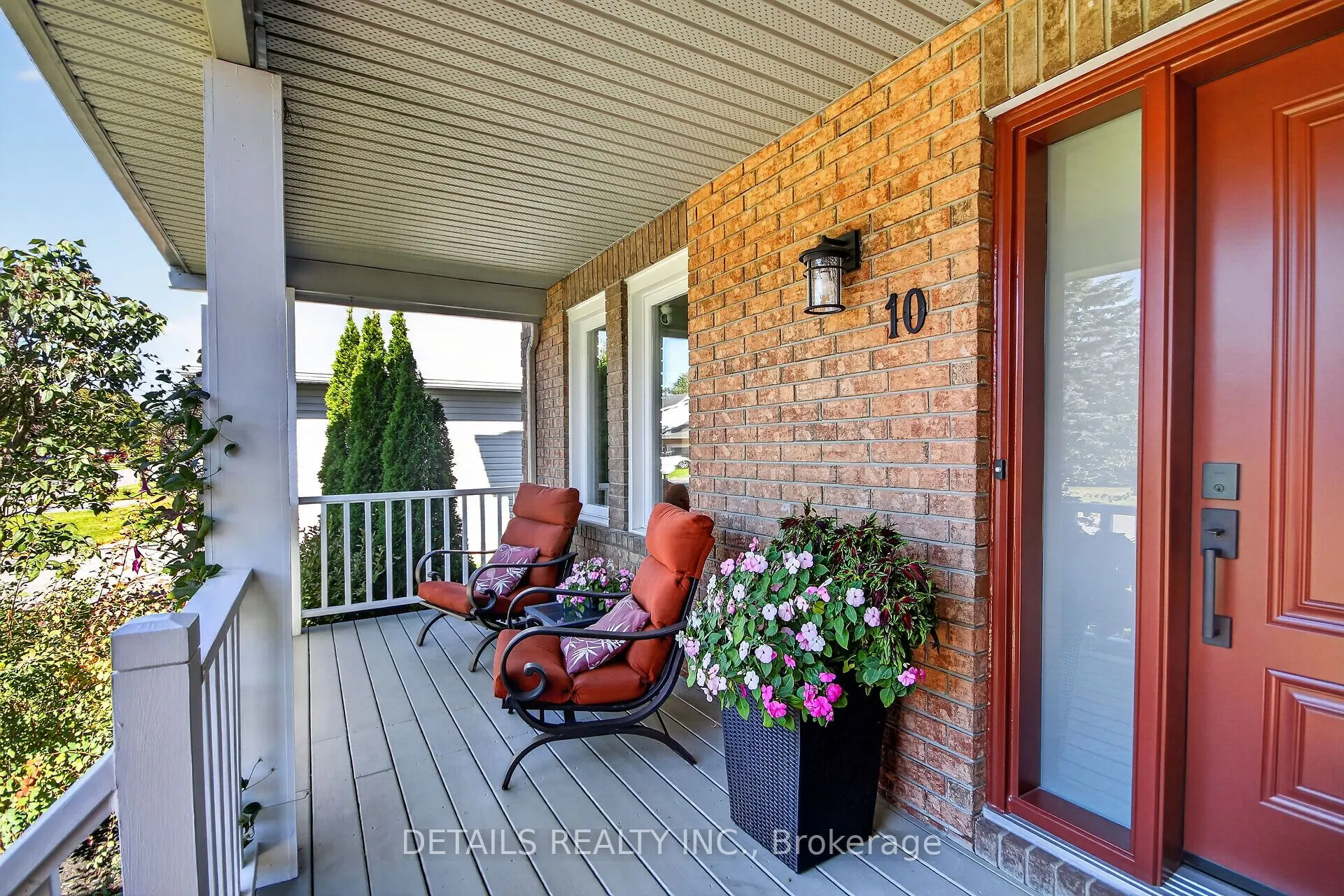 10 Forest Creek Drive
