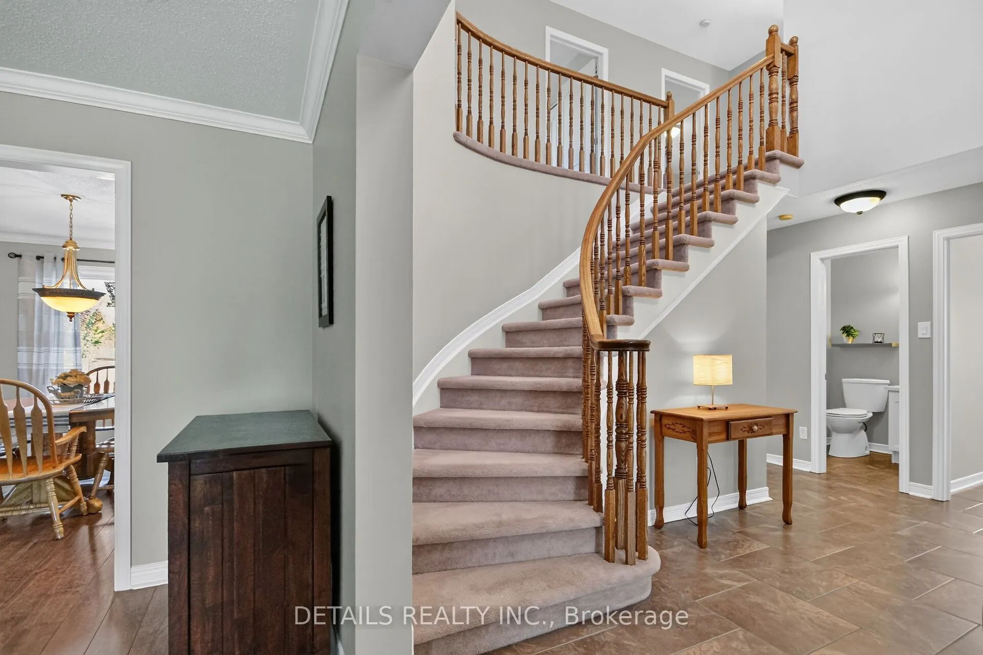 10 Forest Creek Drive