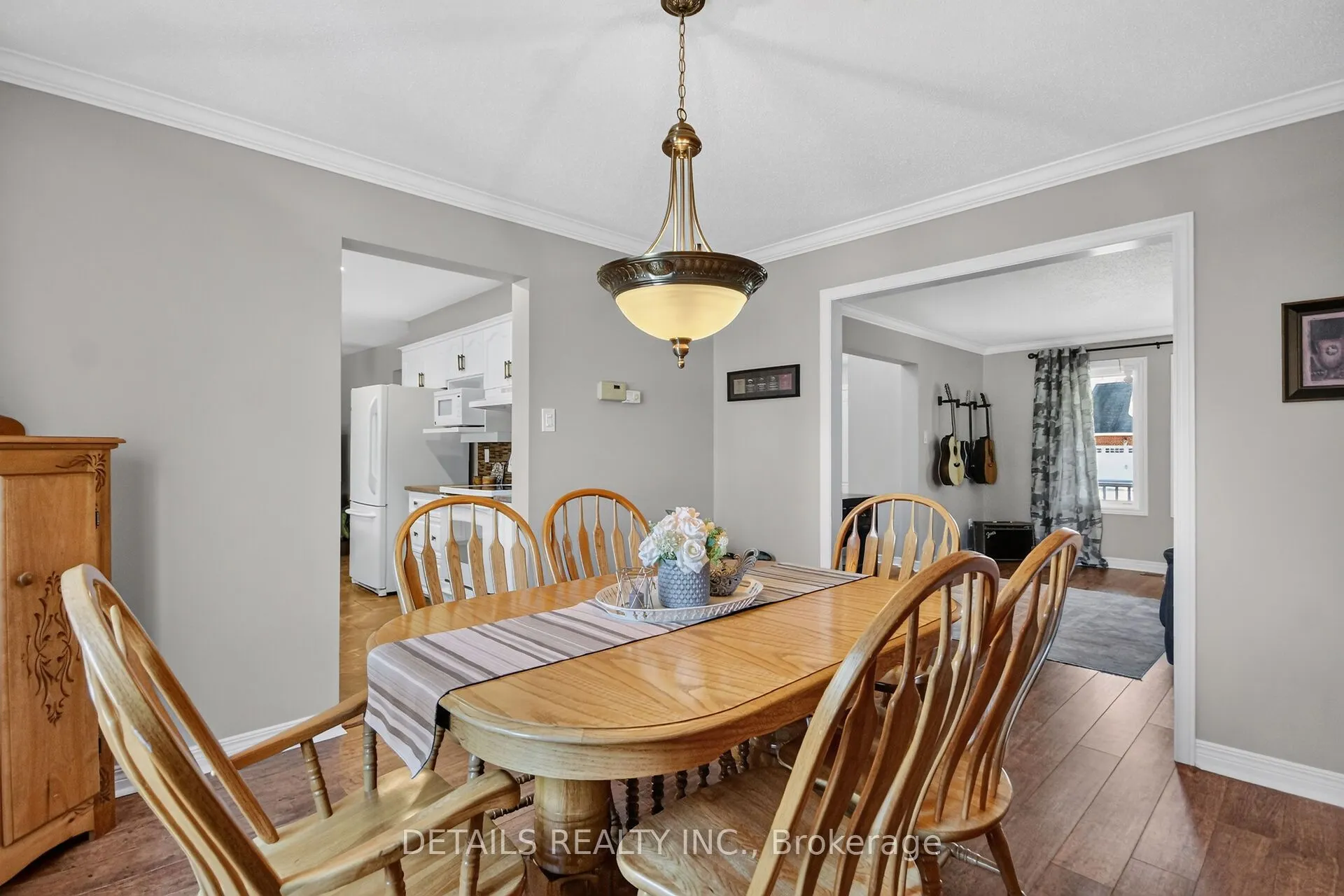 10 Forest Creek Drive