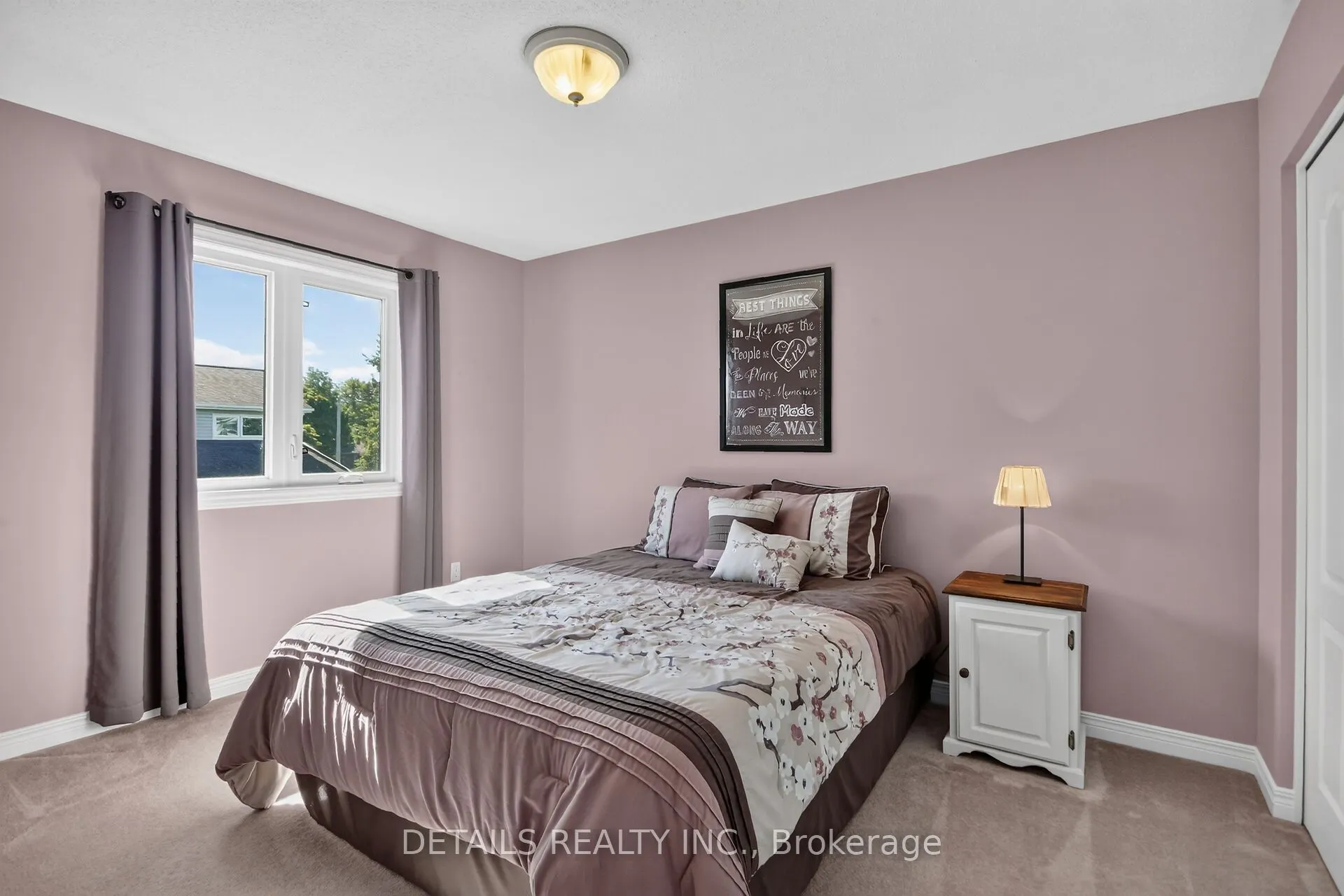 10 Forest Creek Drive