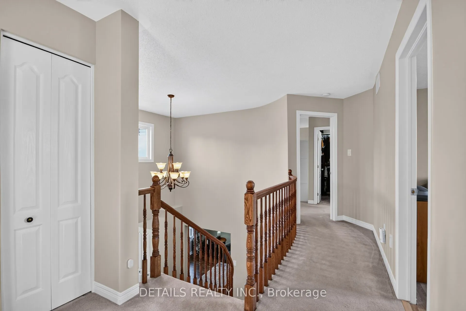 10 Forest Creek Drive