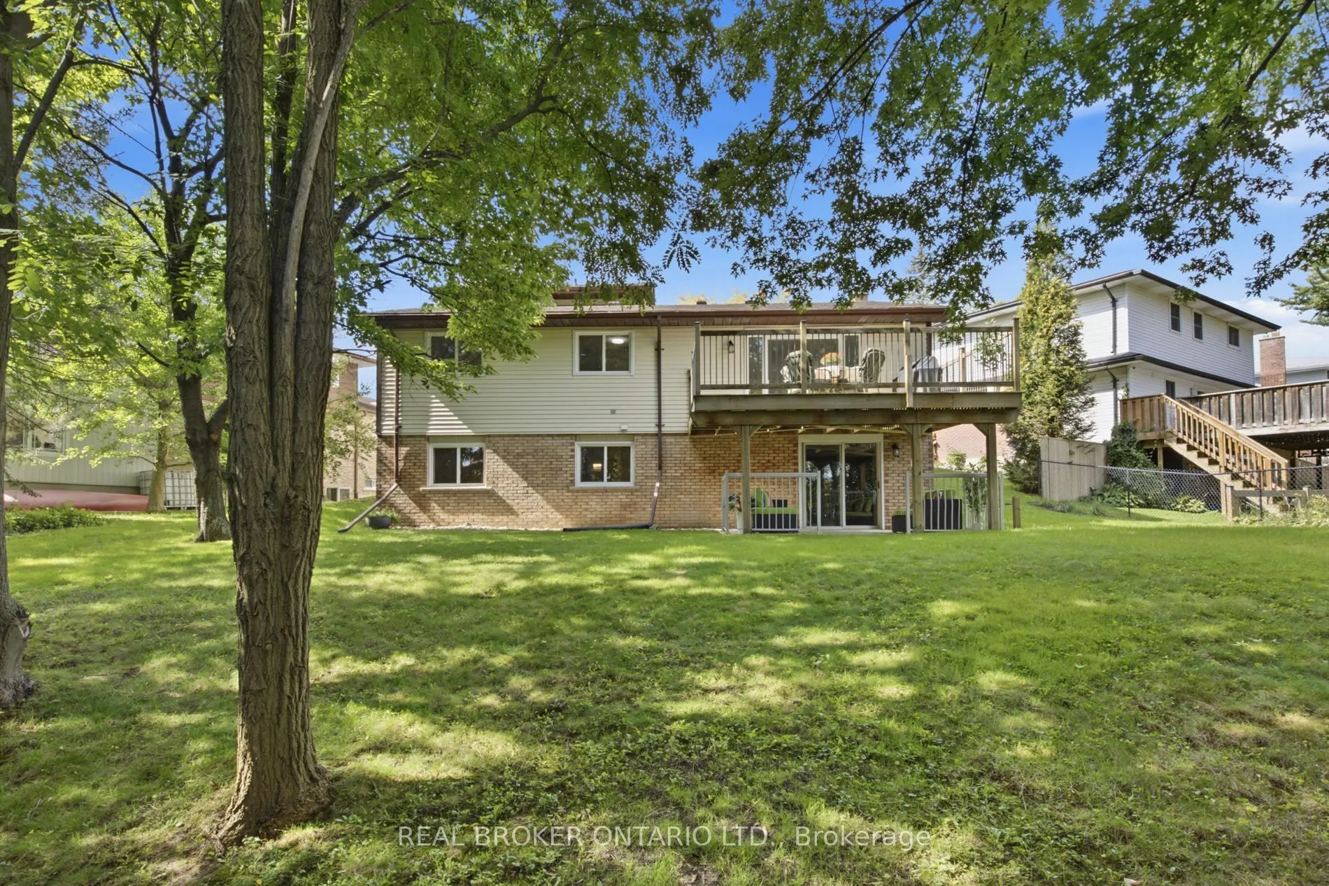 22 Ripley Crescent