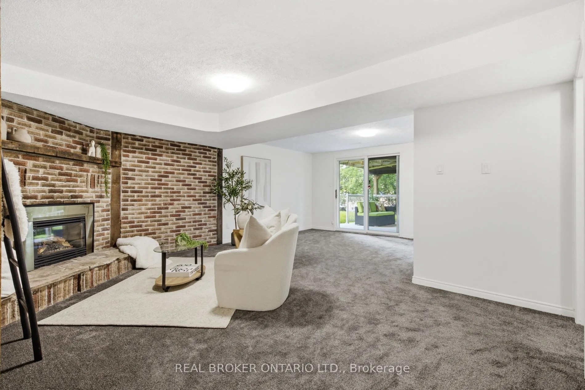 22 Ripley Crescent
