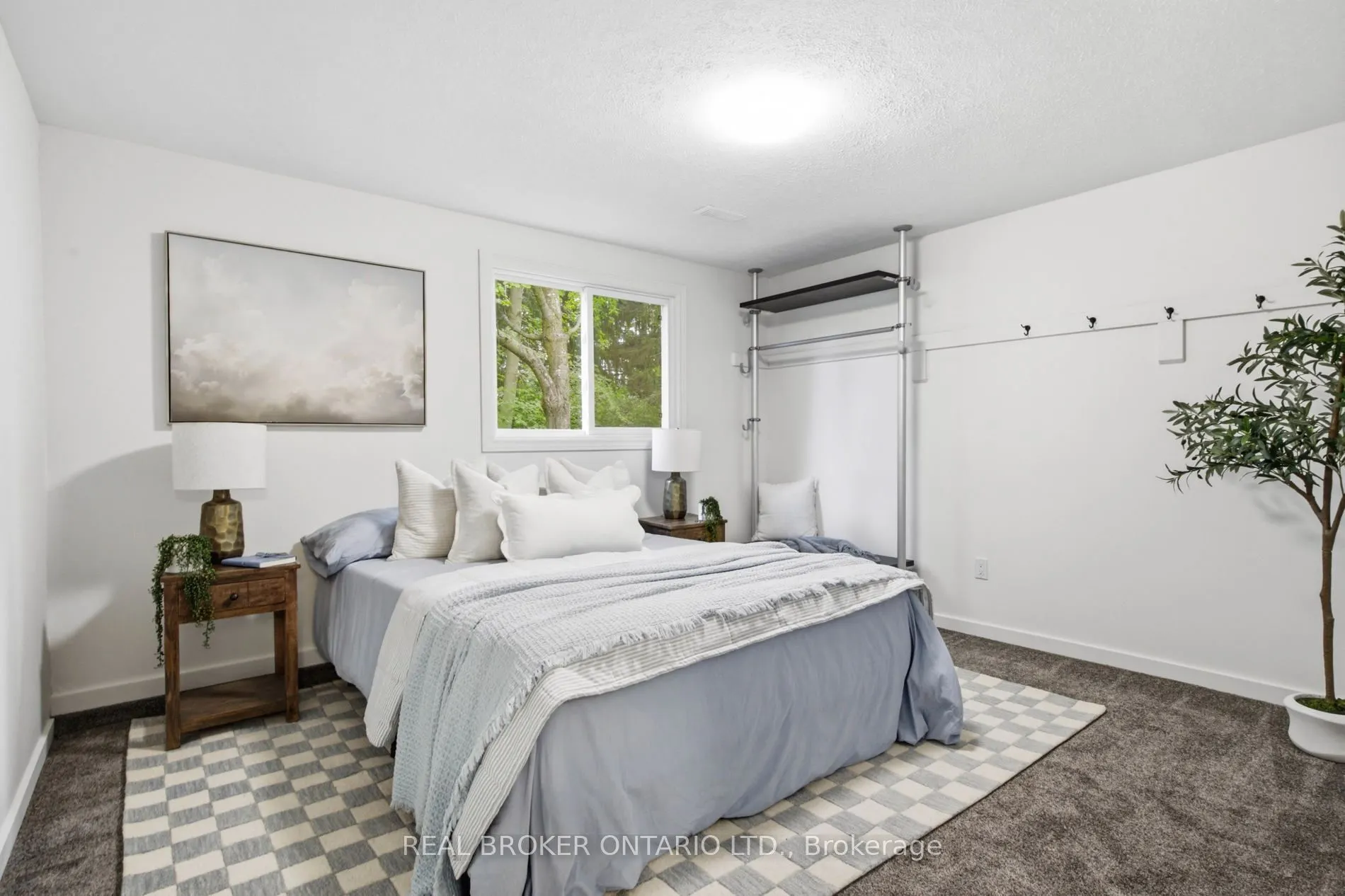 22 Ripley Crescent