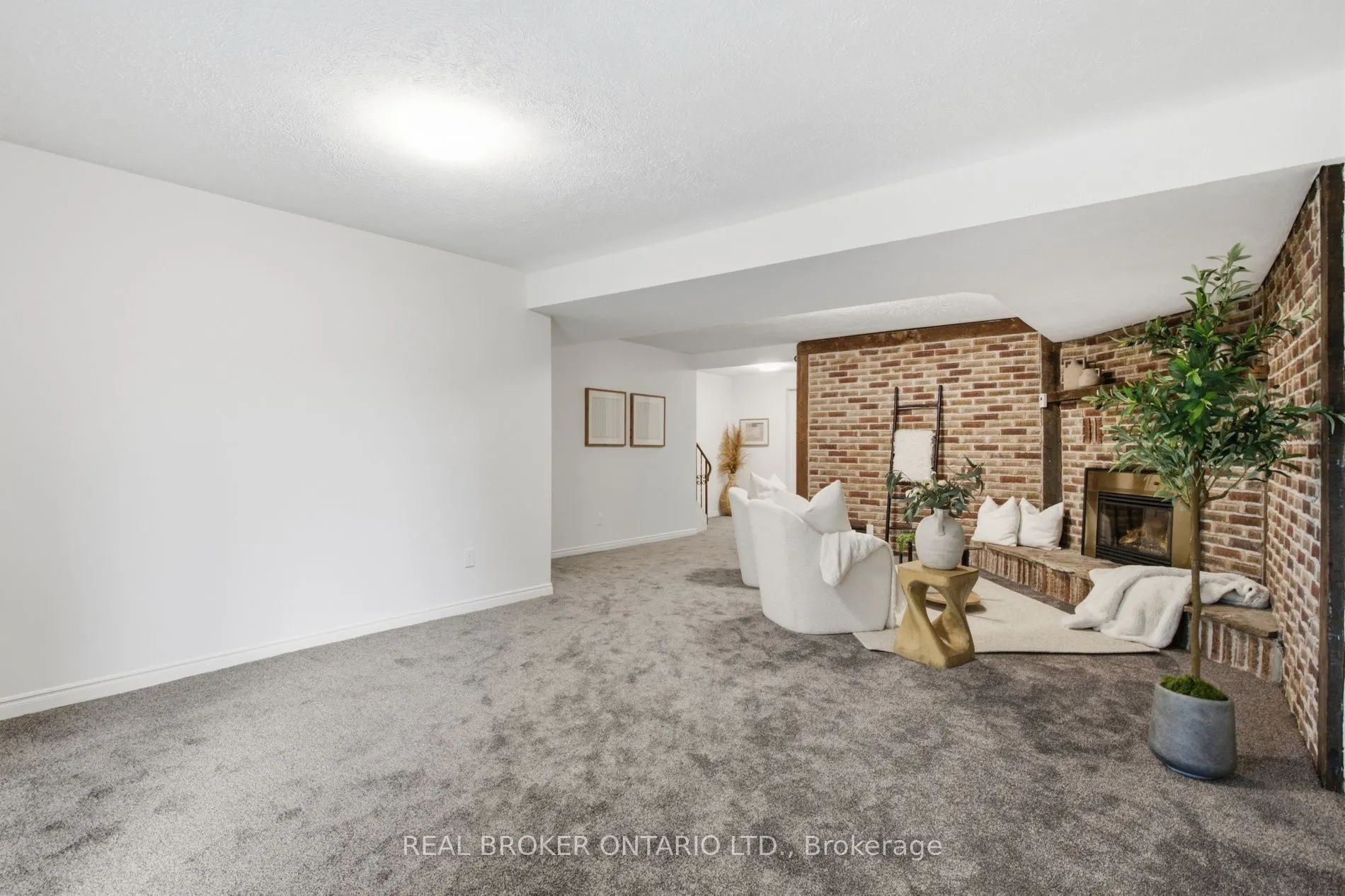 22 Ripley Crescent