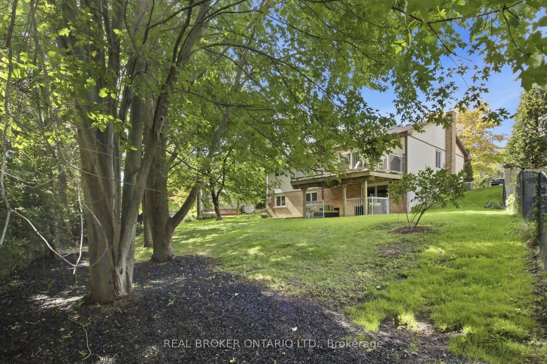22 Ripley Crescent
