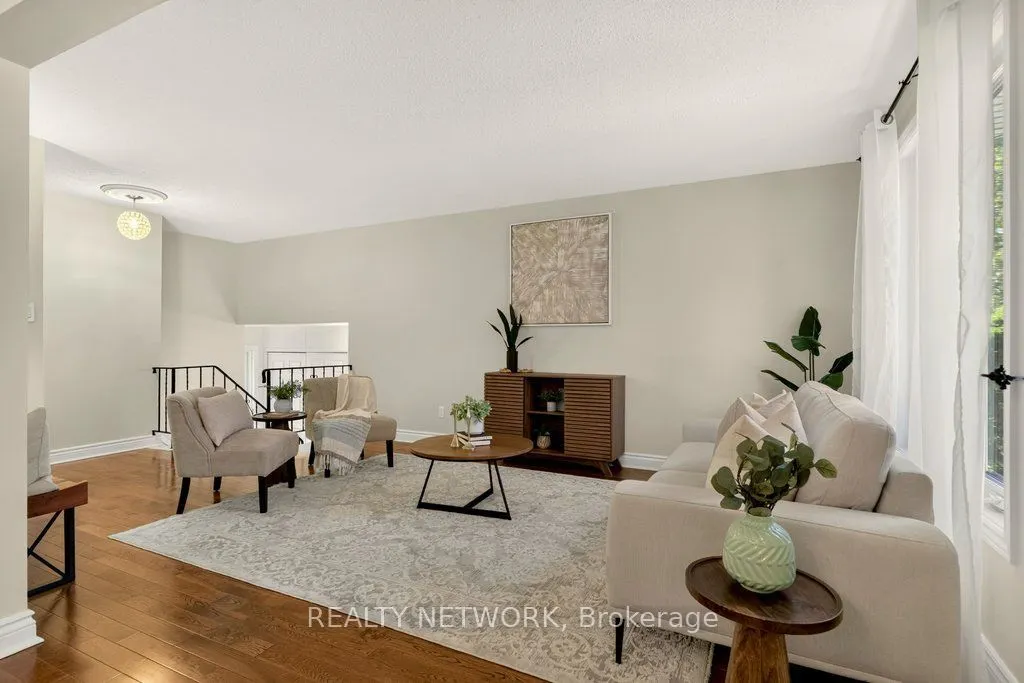 32 Beechwood Avenue