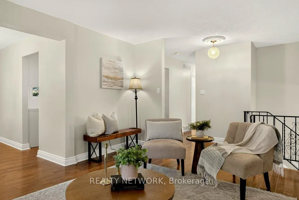 32 Beechwood Avenue