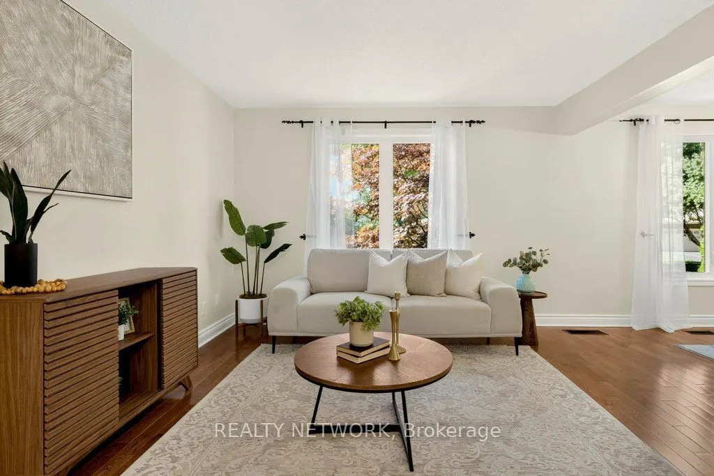 32 Beechwood Avenue