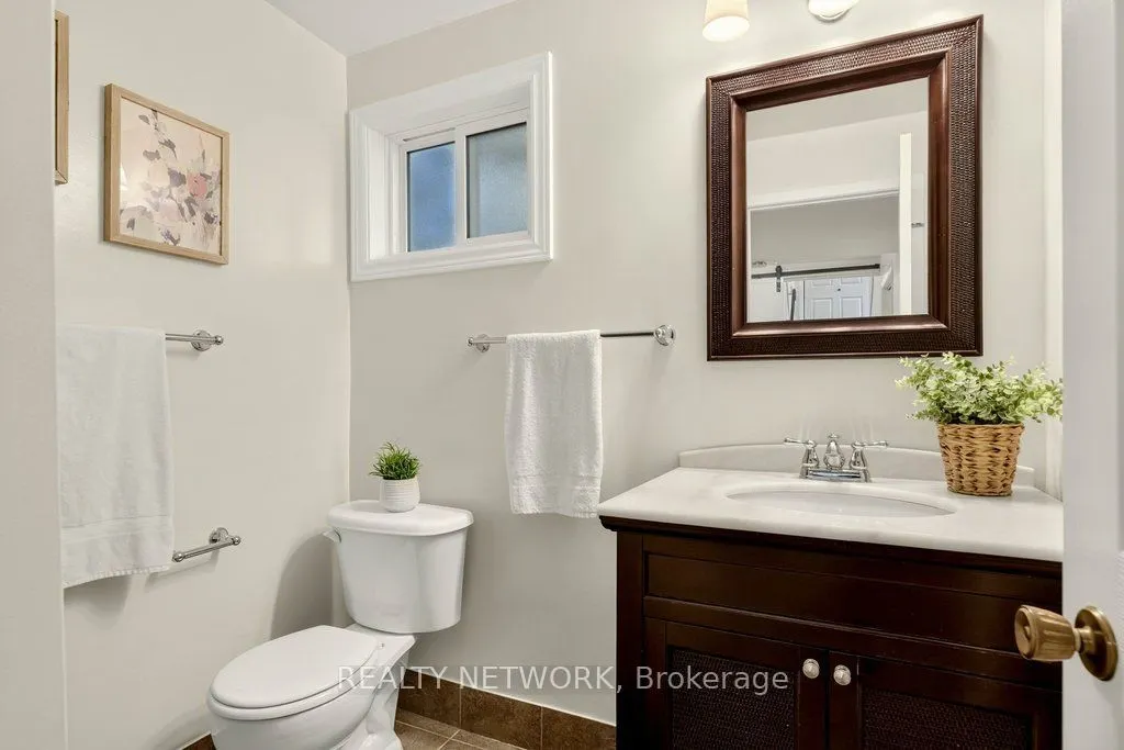 32 Beechwood Avenue