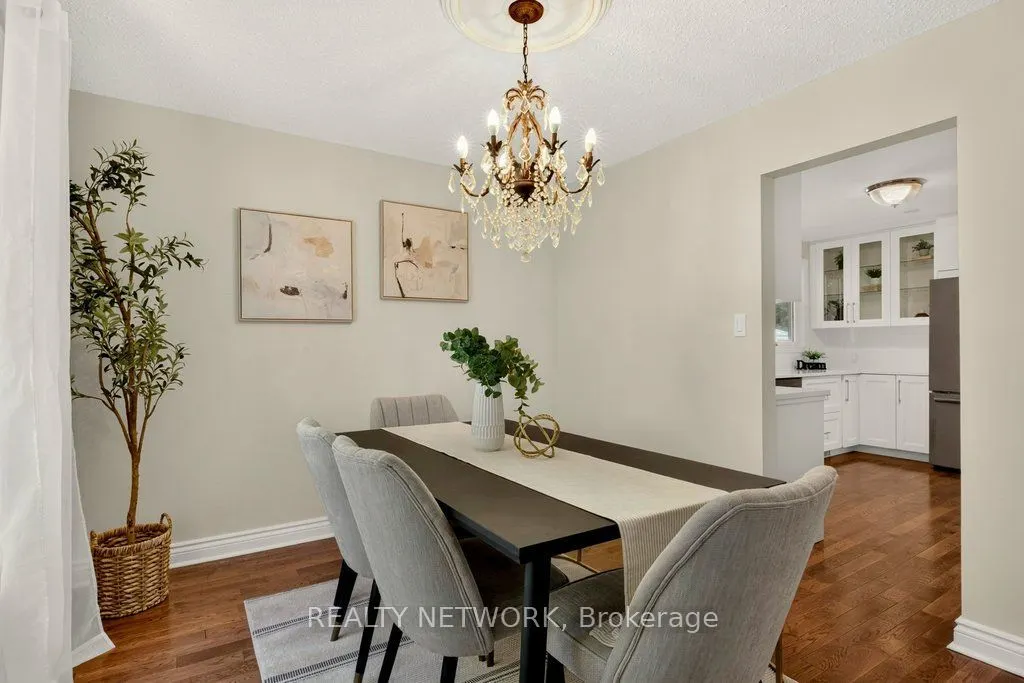 32 Beechwood Avenue