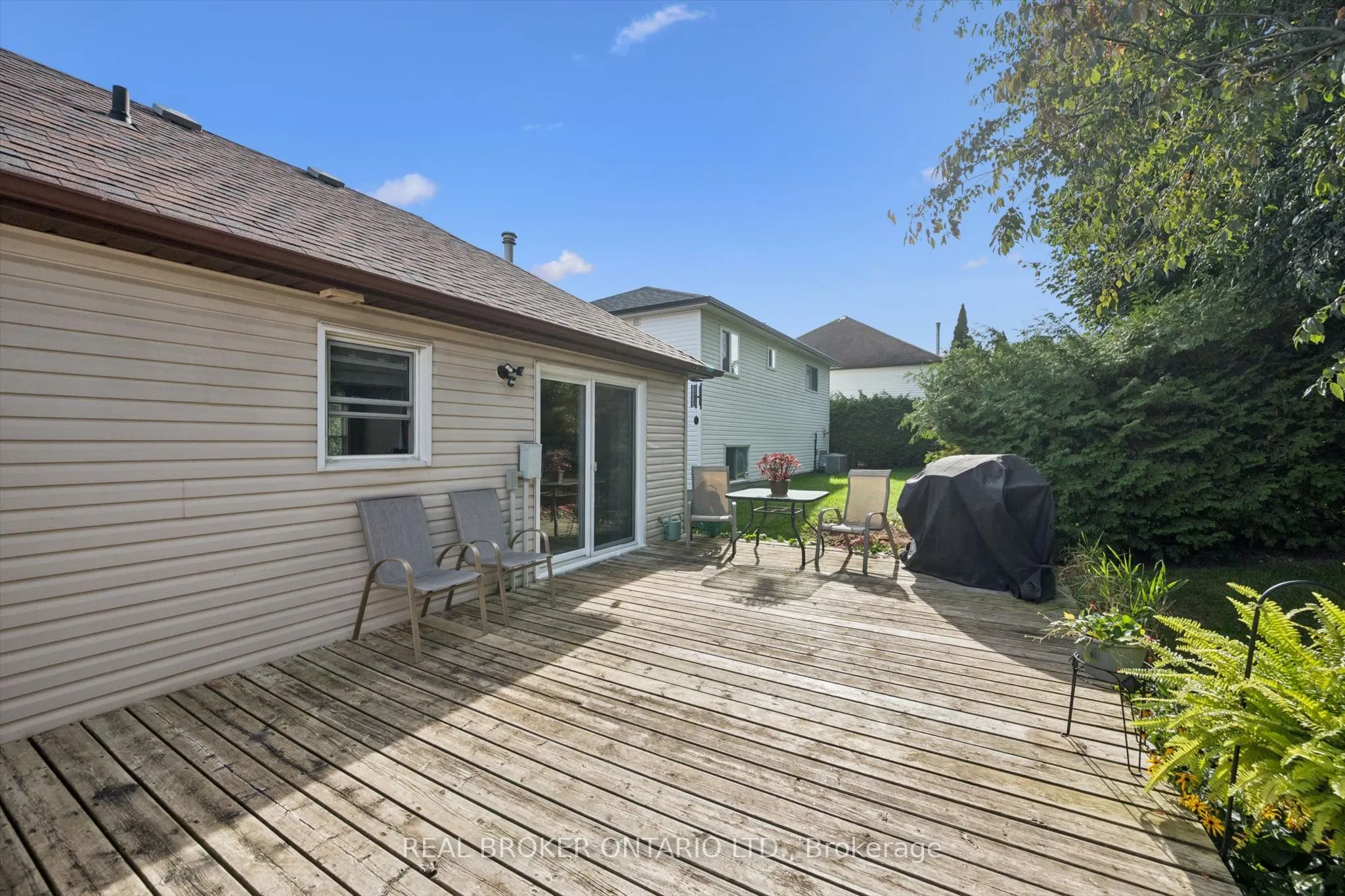108 Canrobert Street