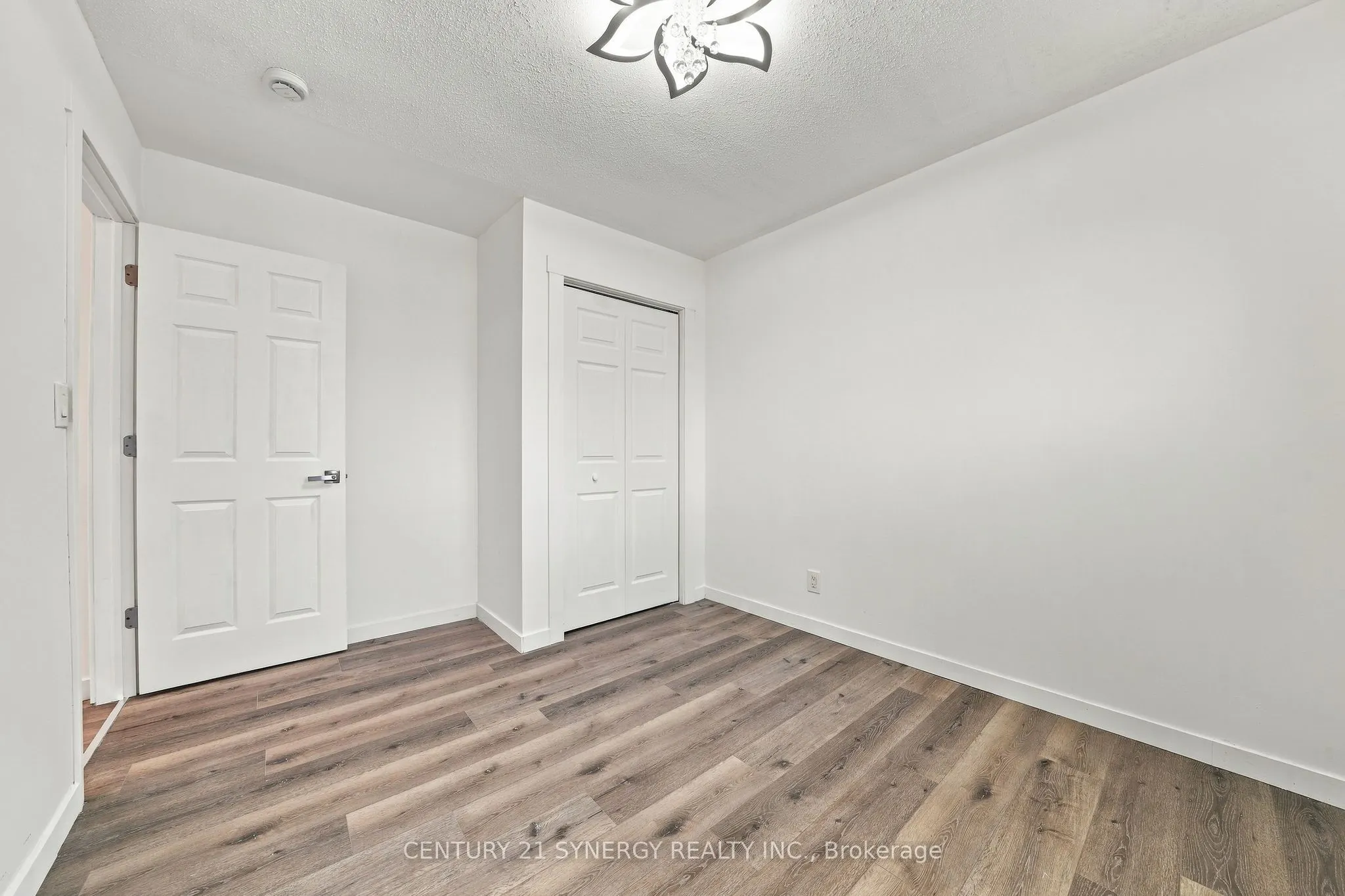 696 Whites Road