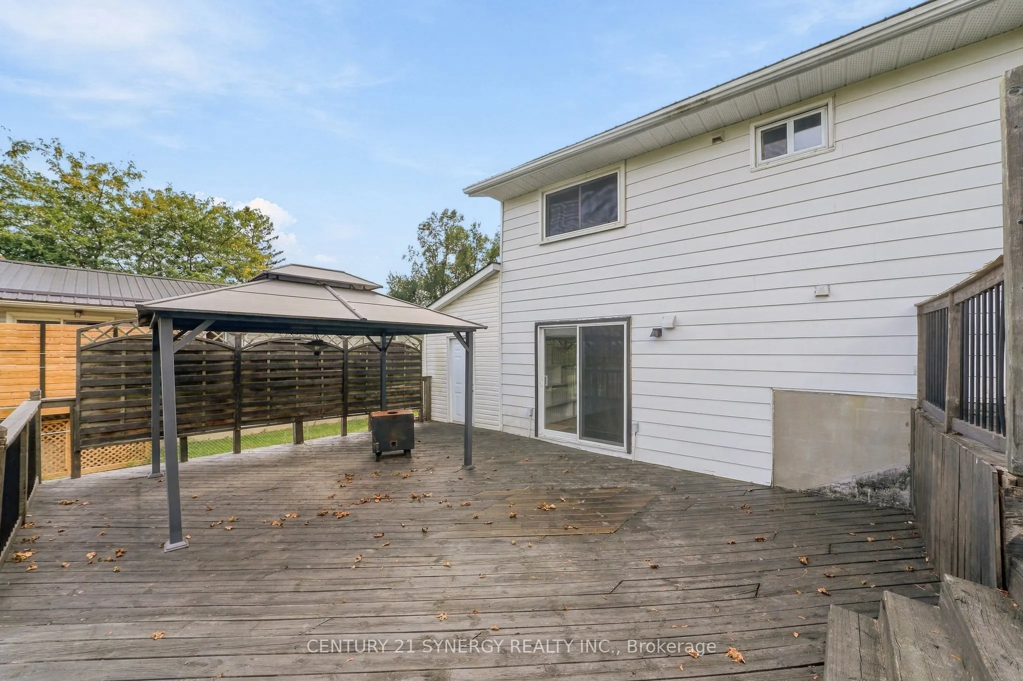 696 Whites Road