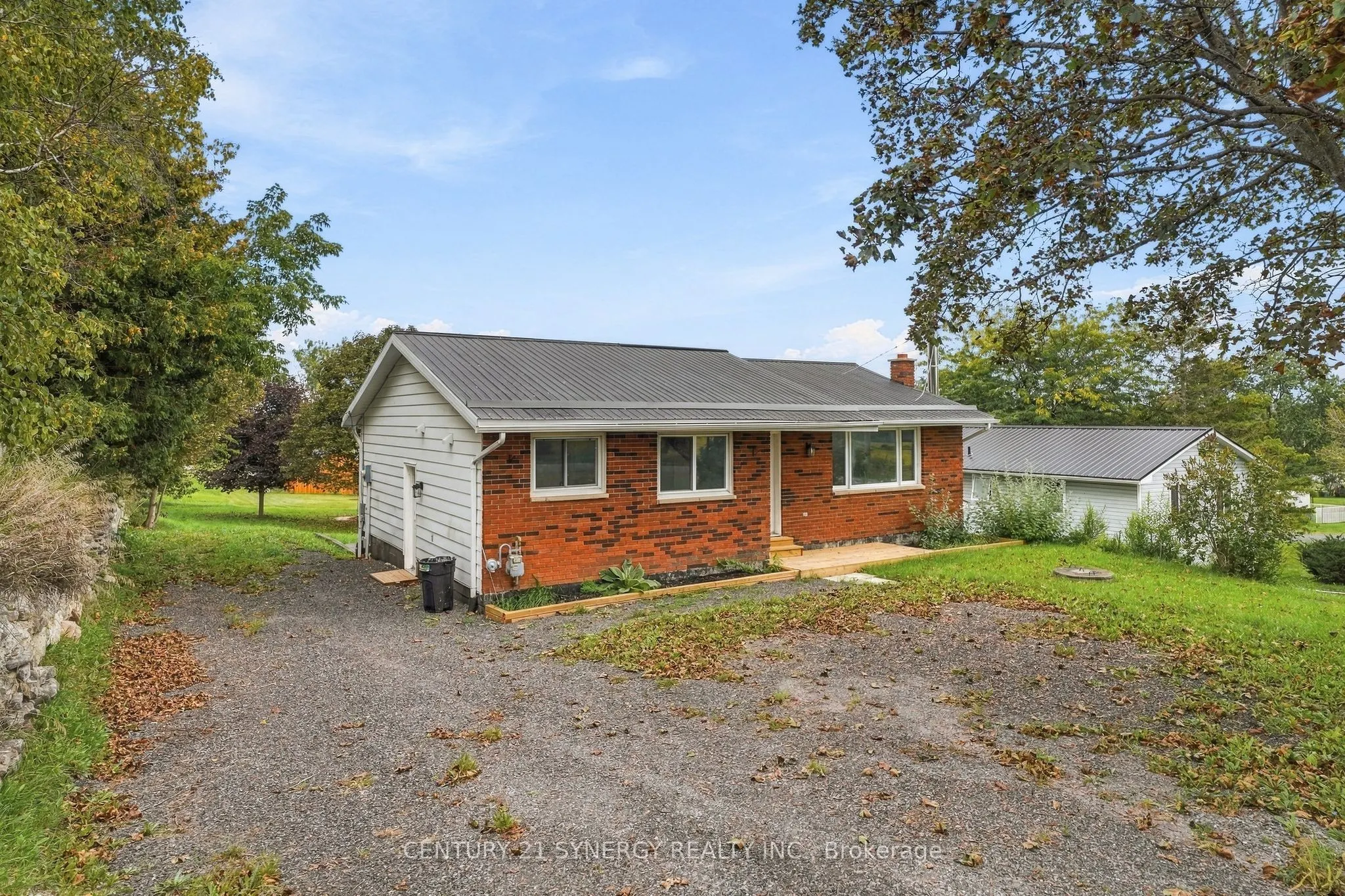 696 Whites Road