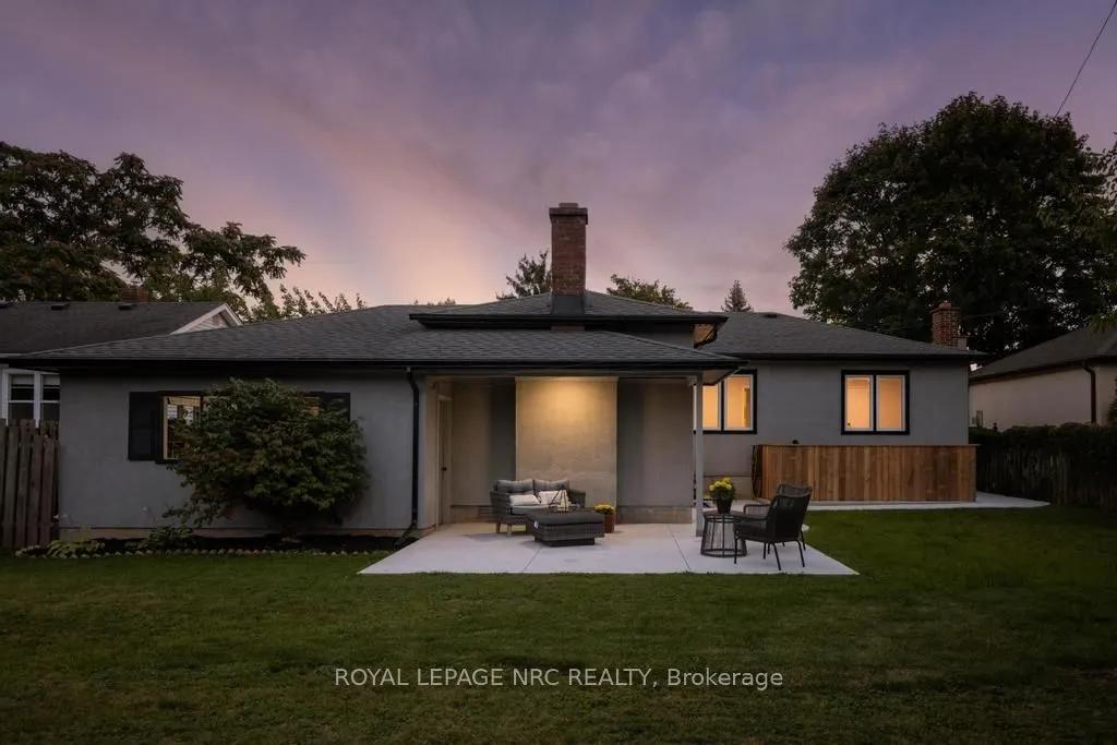 21 Silverdale Drive