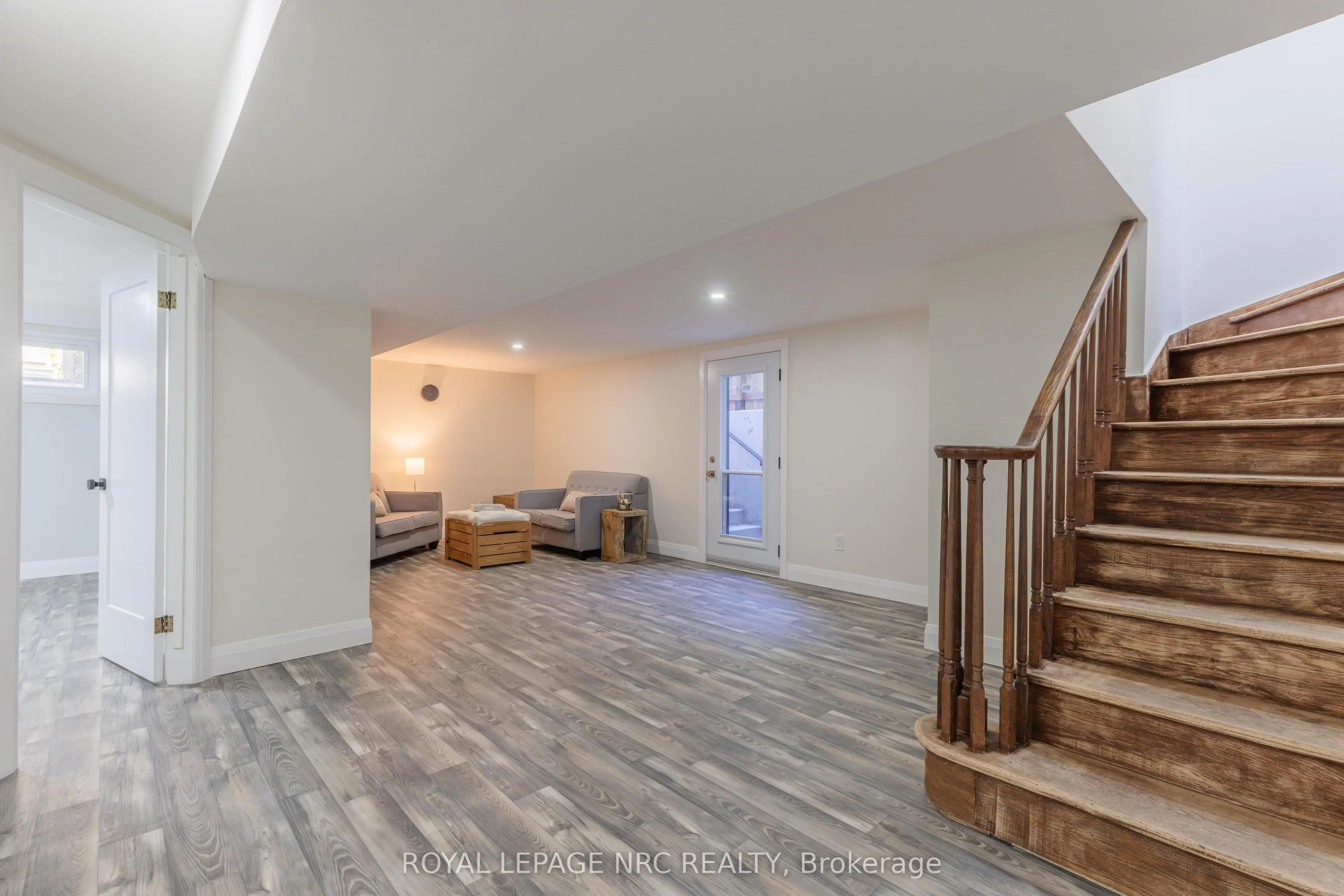 21 Silverdale Drive
