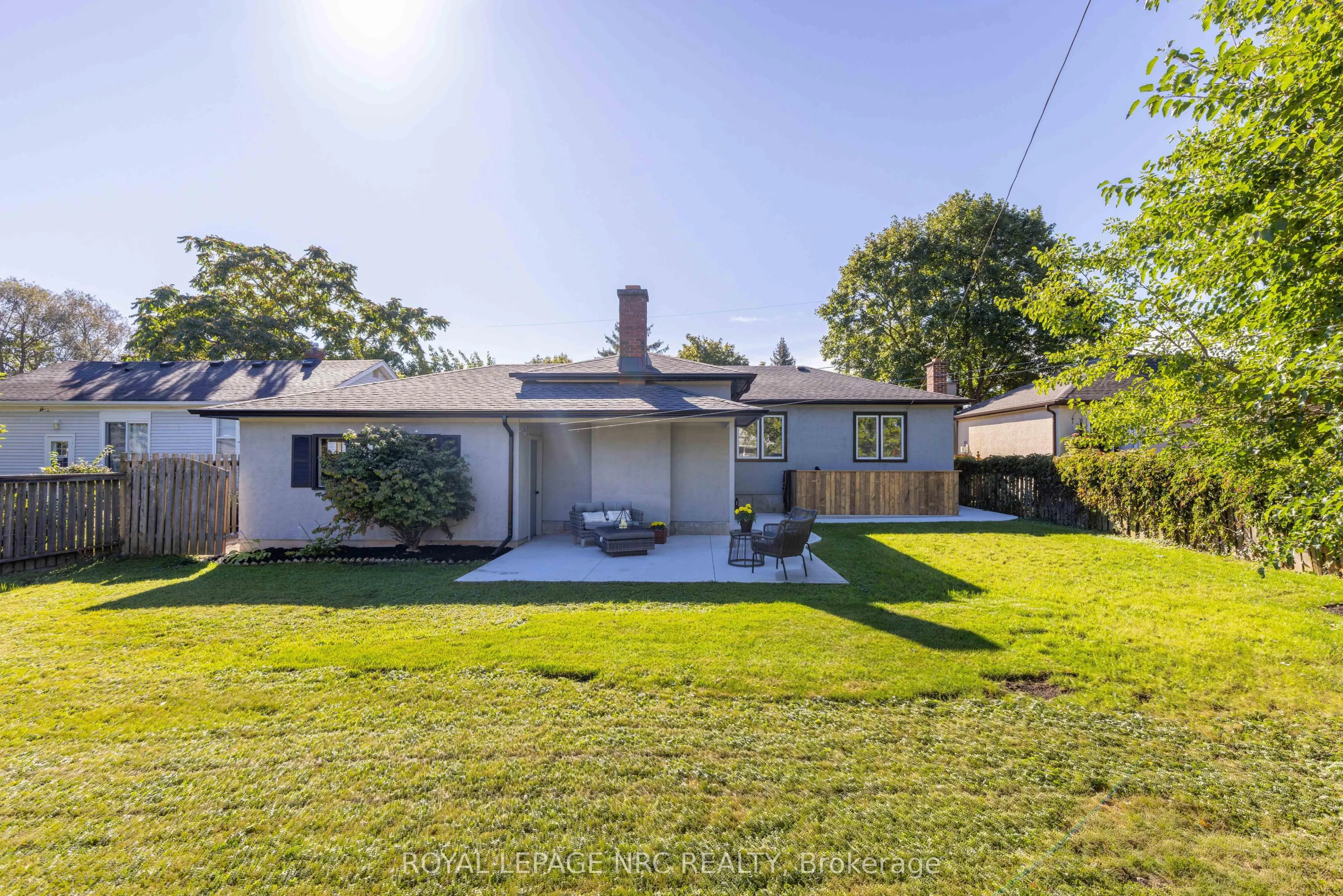 21 Silverdale Drive
