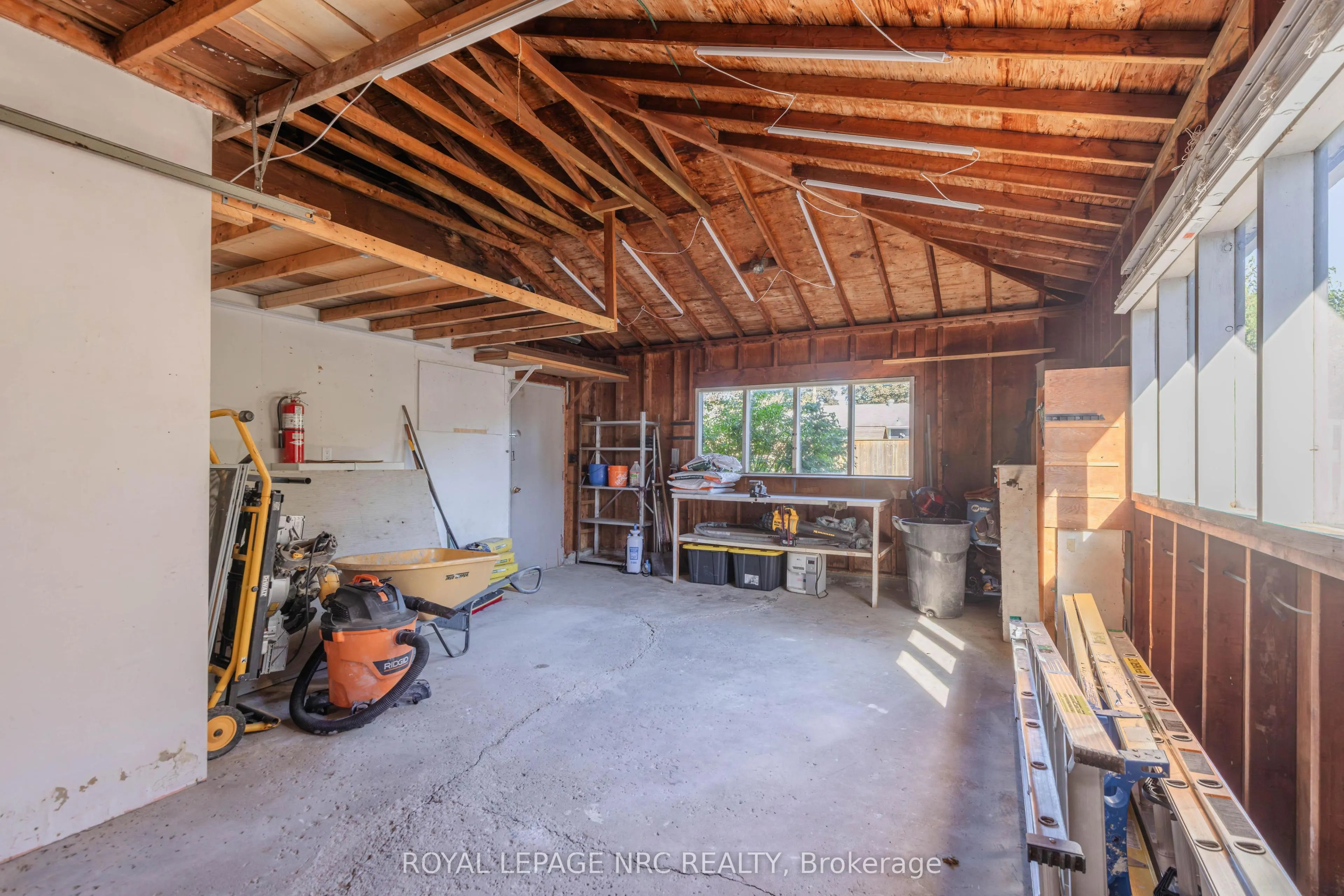 21 Silverdale Drive