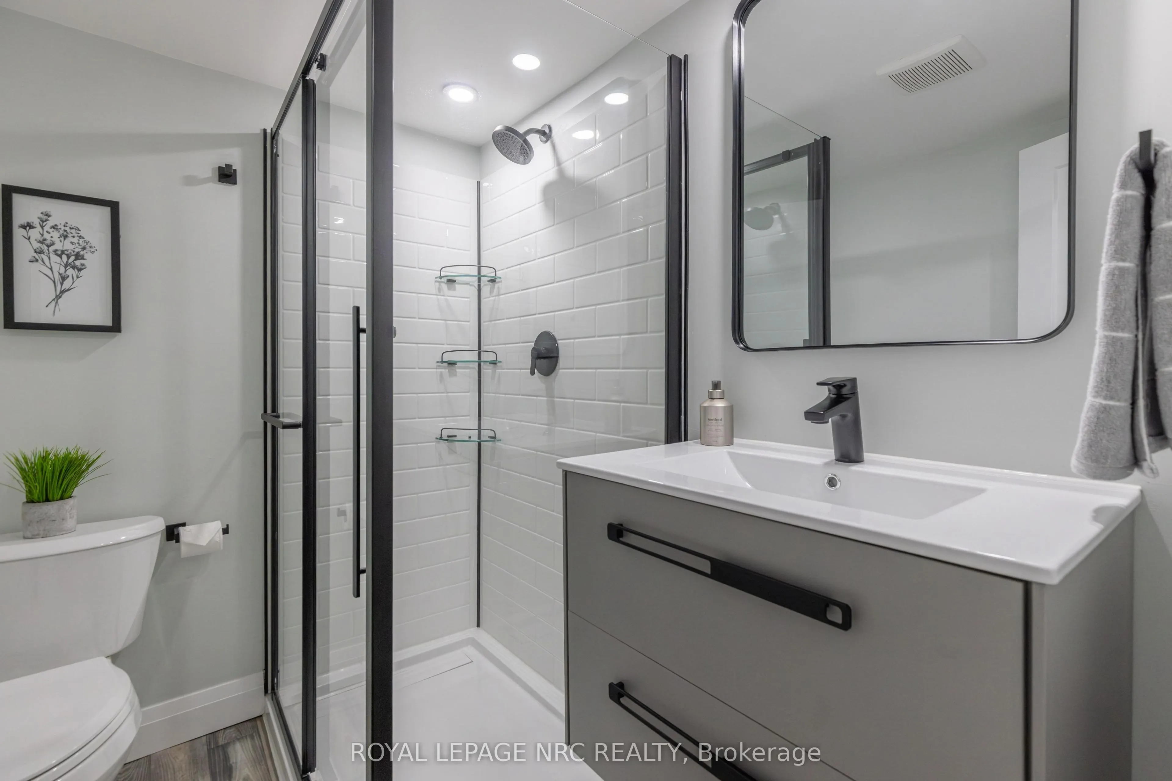 21 Silverdale Drive