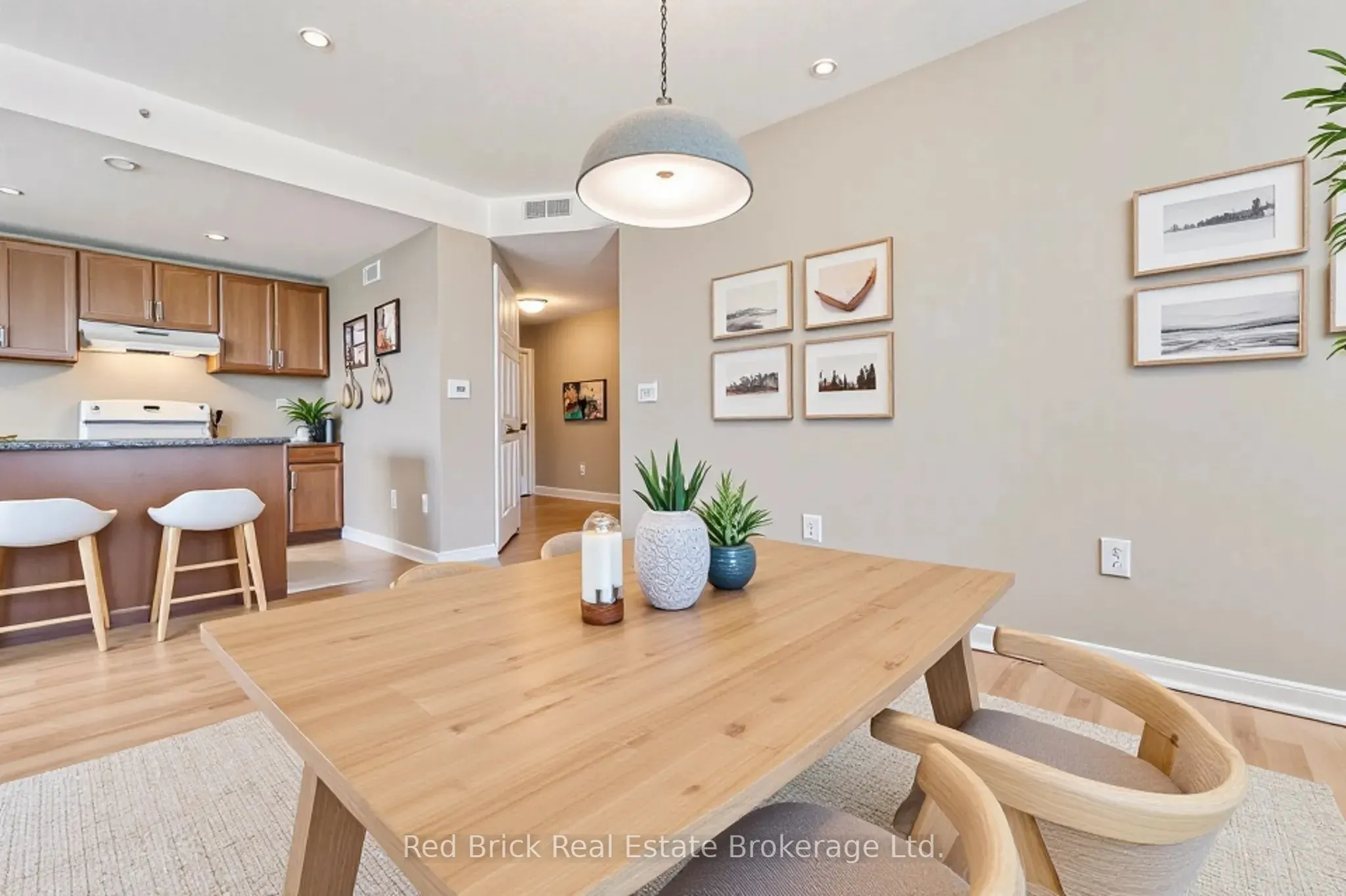 6492 Gerrie Road #207