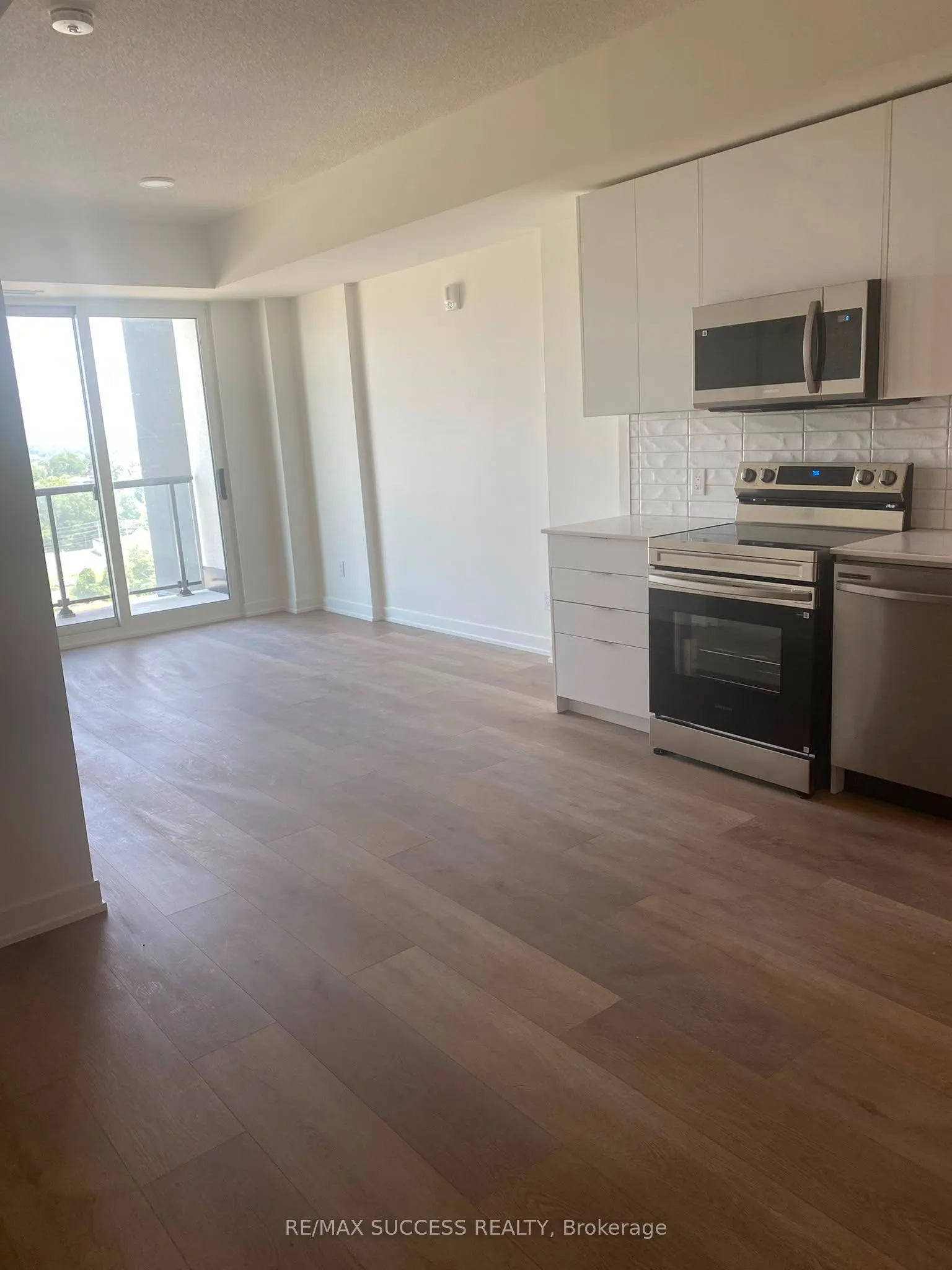 33 Erie Avenue #1203