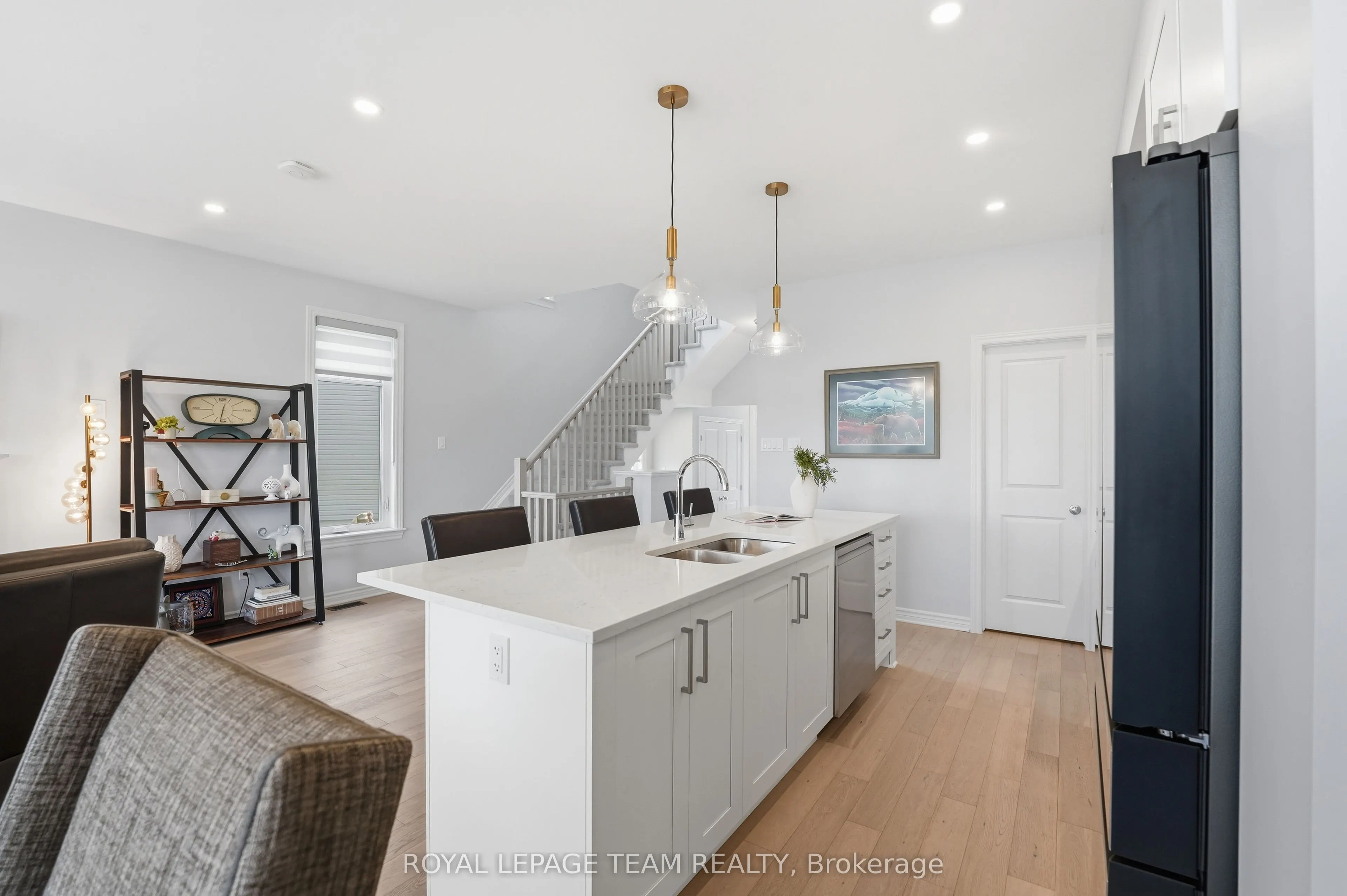 715 Maverick Crescent
