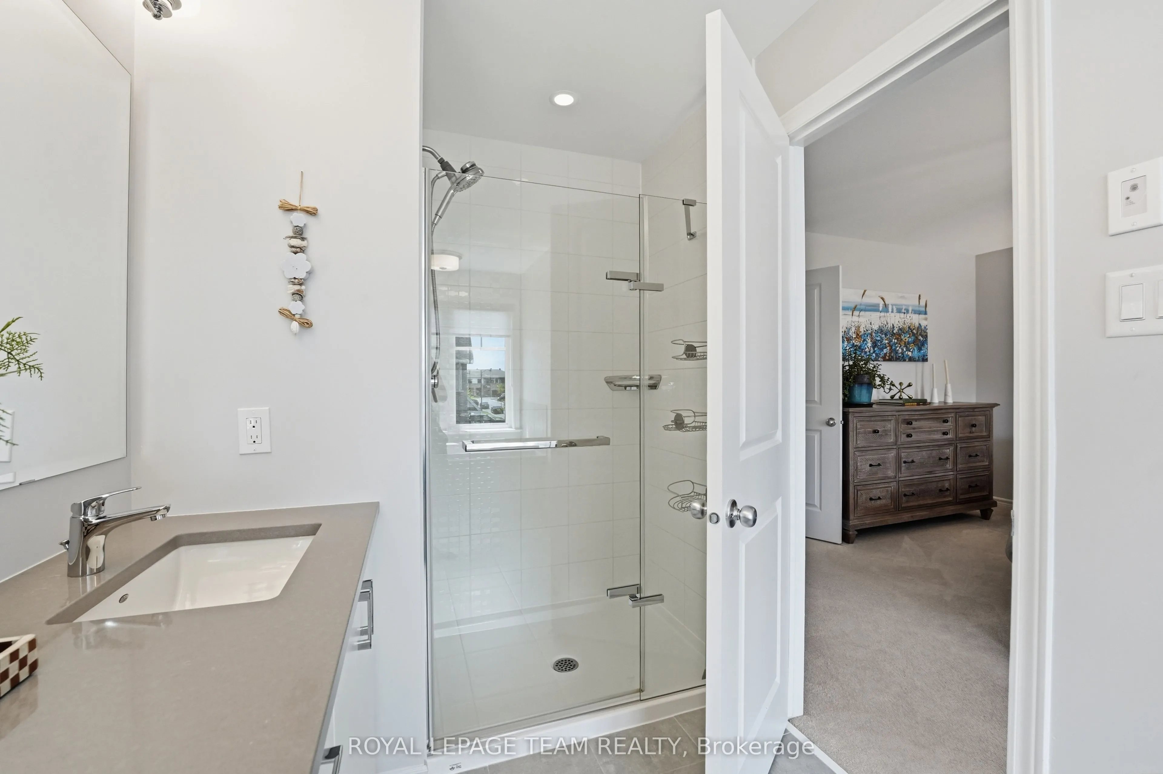 715 Maverick Crescent