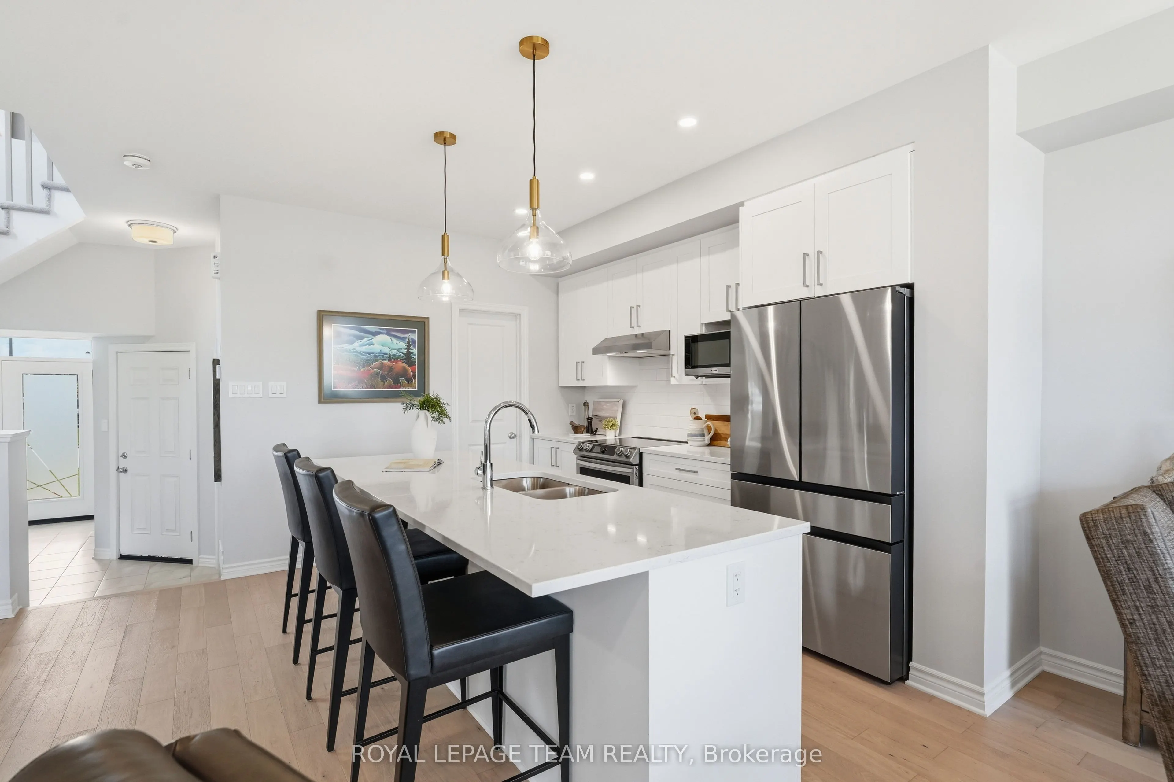 715 Maverick Crescent