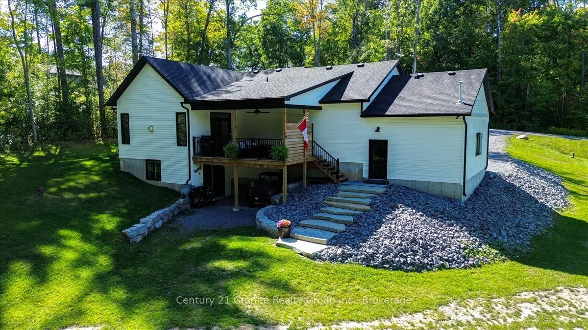 6 New pierce Drive