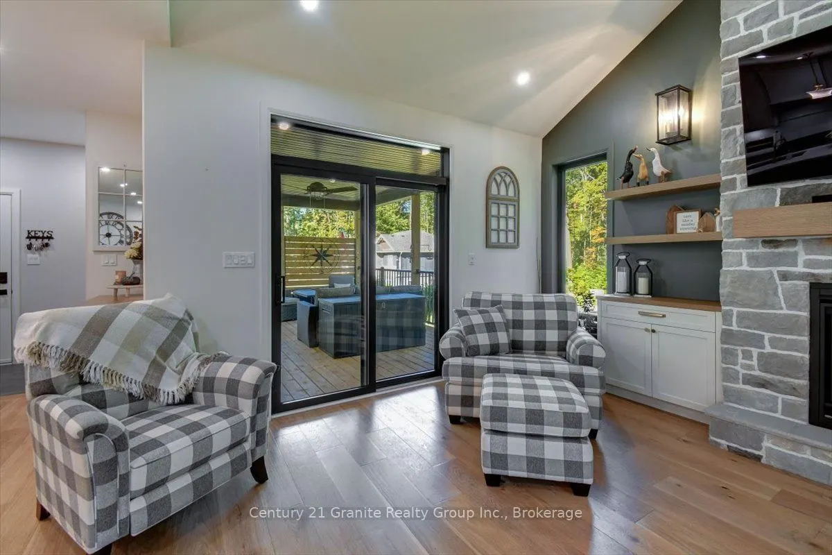 6 New pierce Drive