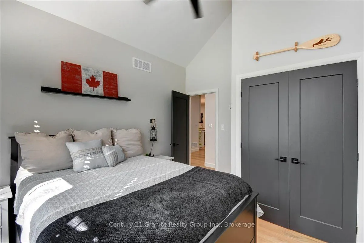 6 New pierce Drive