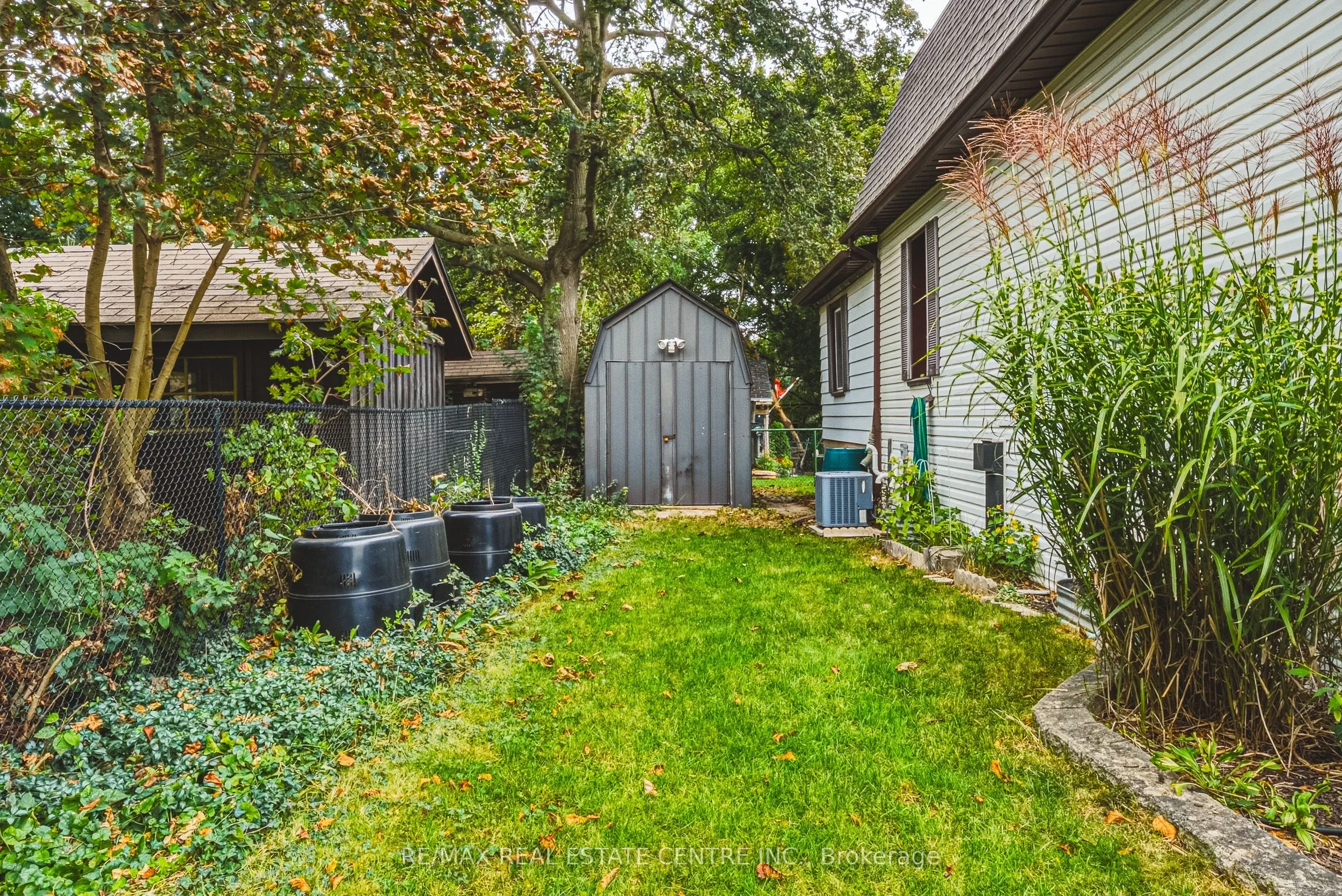 950 Hamilton Street