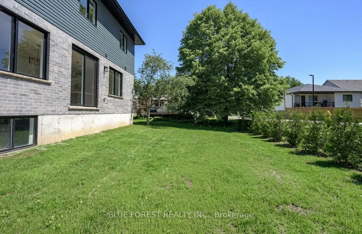 619 Lions Park Drive