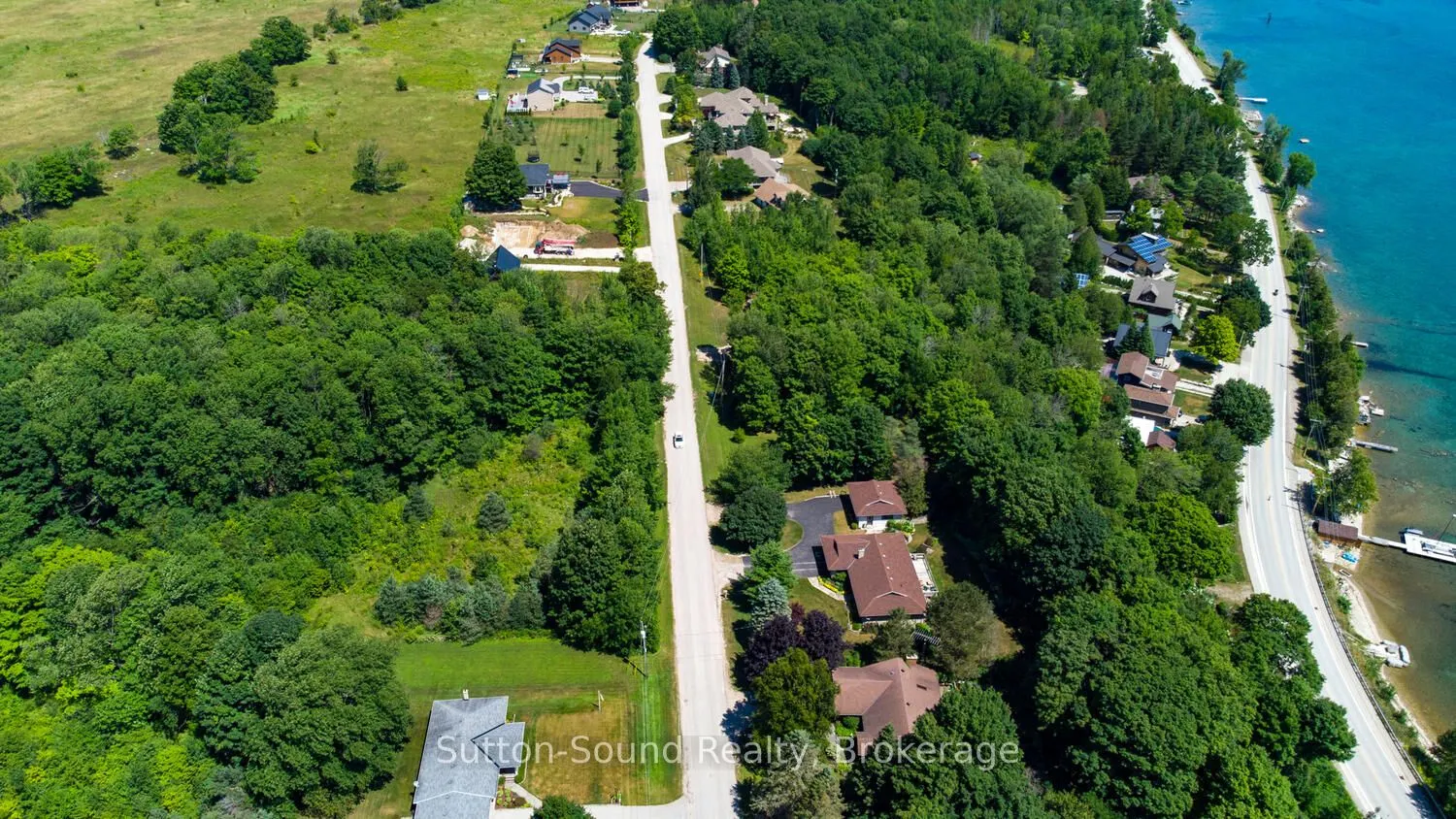 31 EVERETT Road