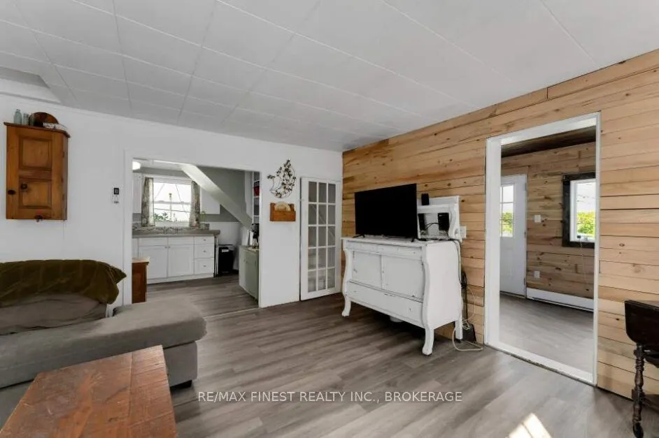 21 Furlong Road