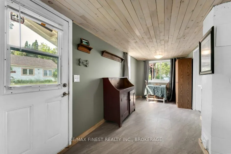 21 Furlong Road