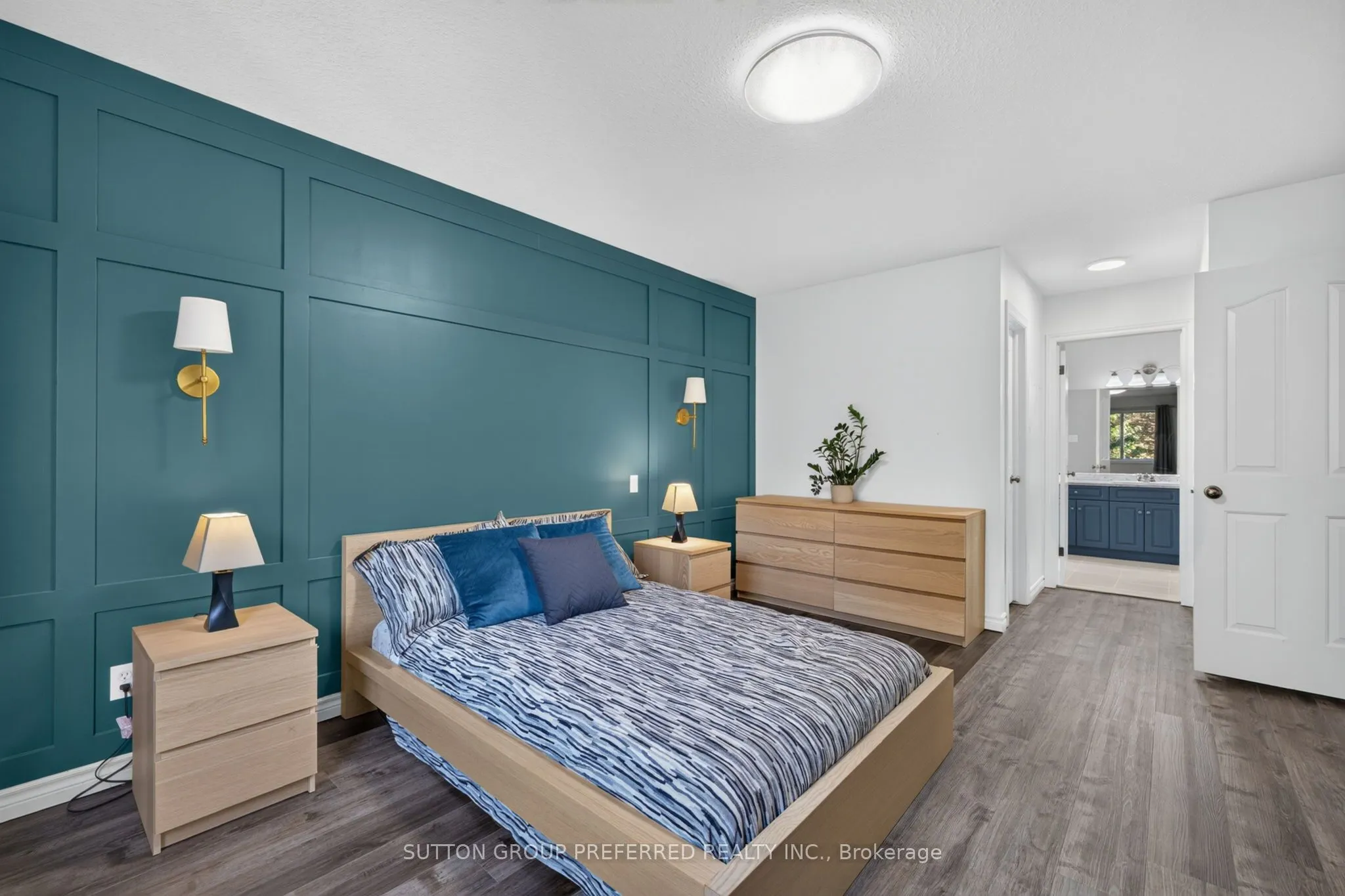 20 Turnberry Drive
