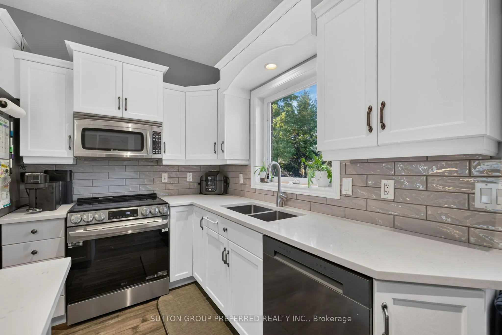 20 Turnberry Drive